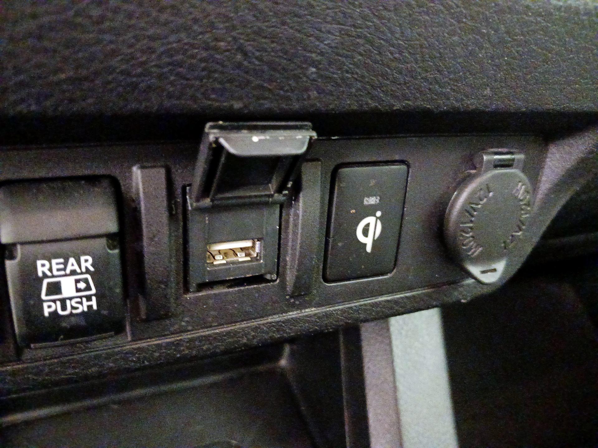 Thumbnail: 2021 Toyota Tacoma - 18