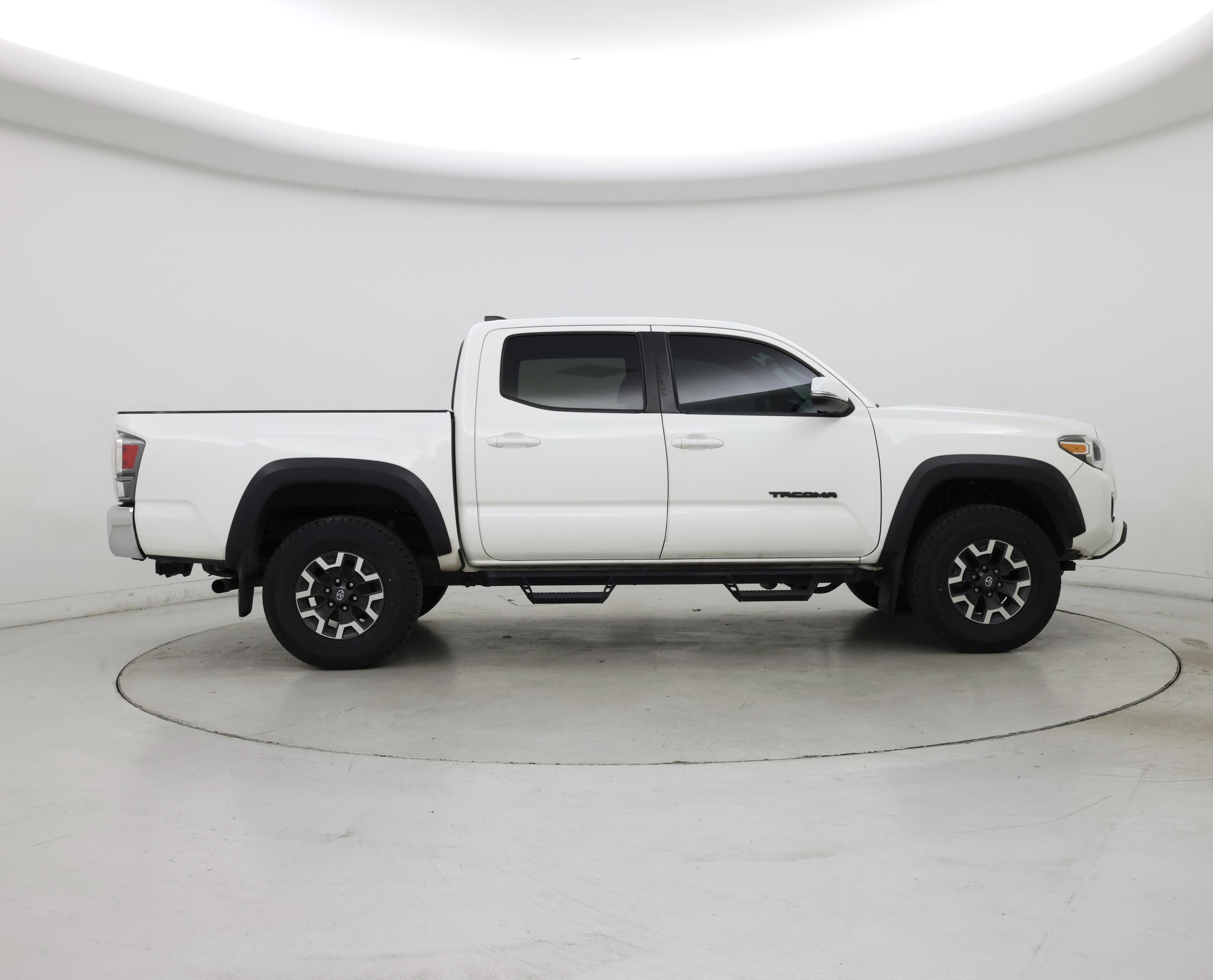 Thumbnail: 2021 Toyota Tacoma - 7