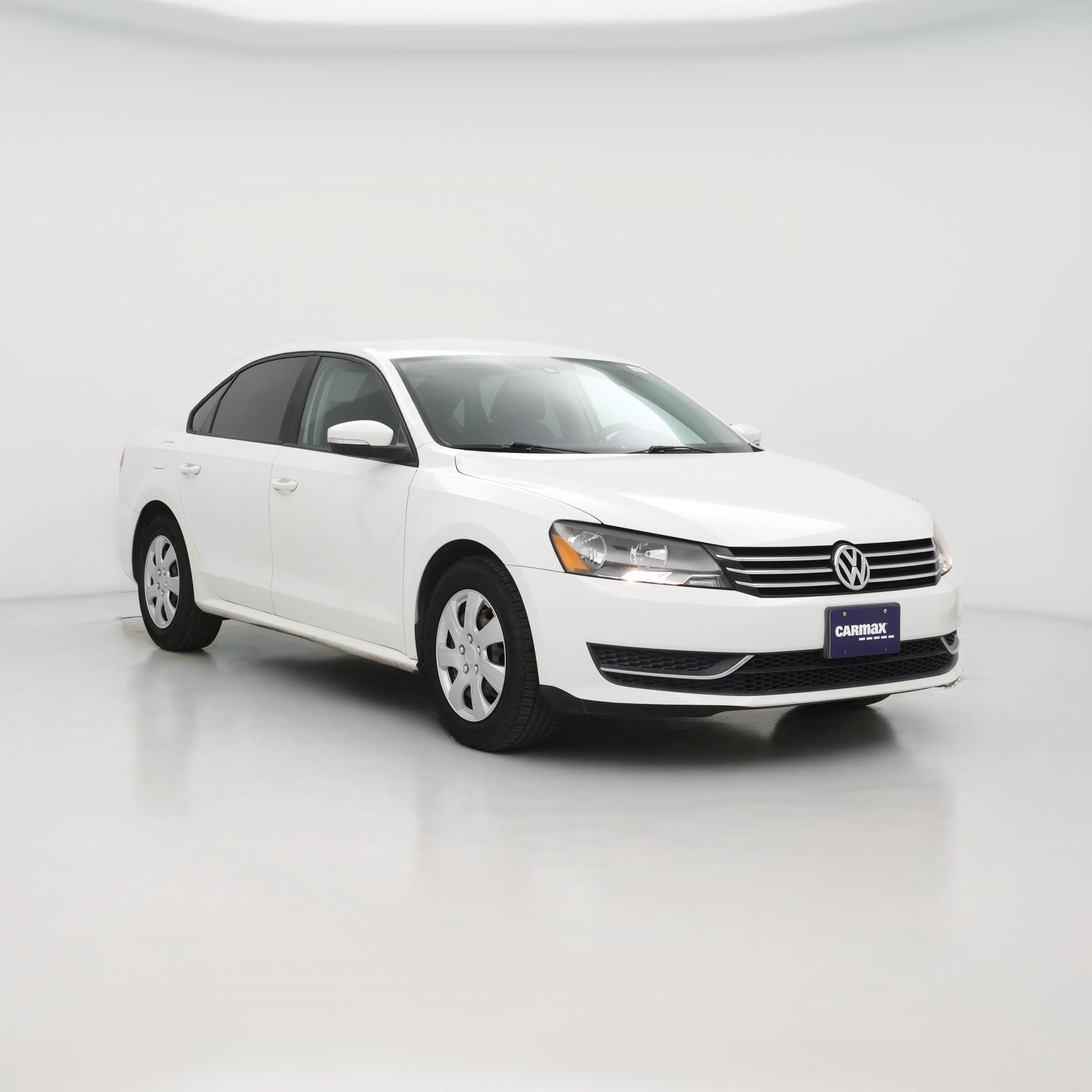 Thumbnail: 2015 Volkswagen Passat - 1