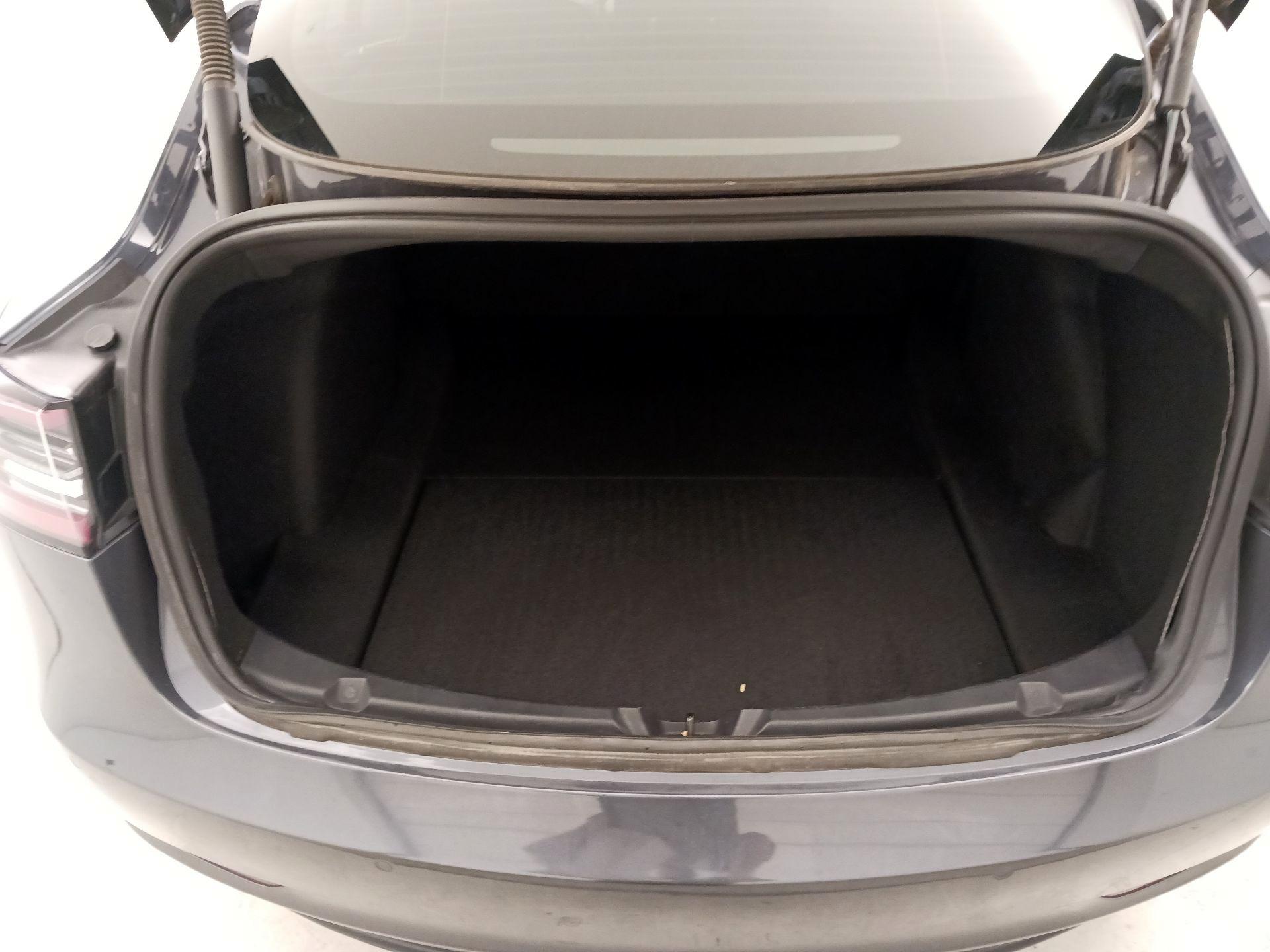 Thumbnail: 2021 Tesla Model 3 - 20