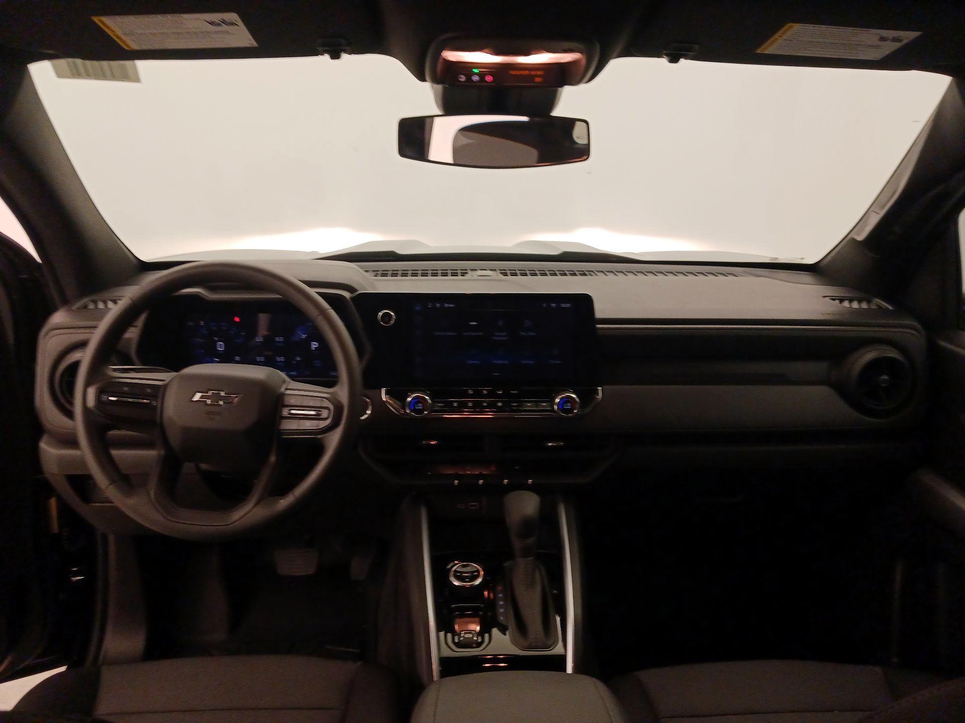 Thumbnail: 2026 Chevrolet Colorado - 9