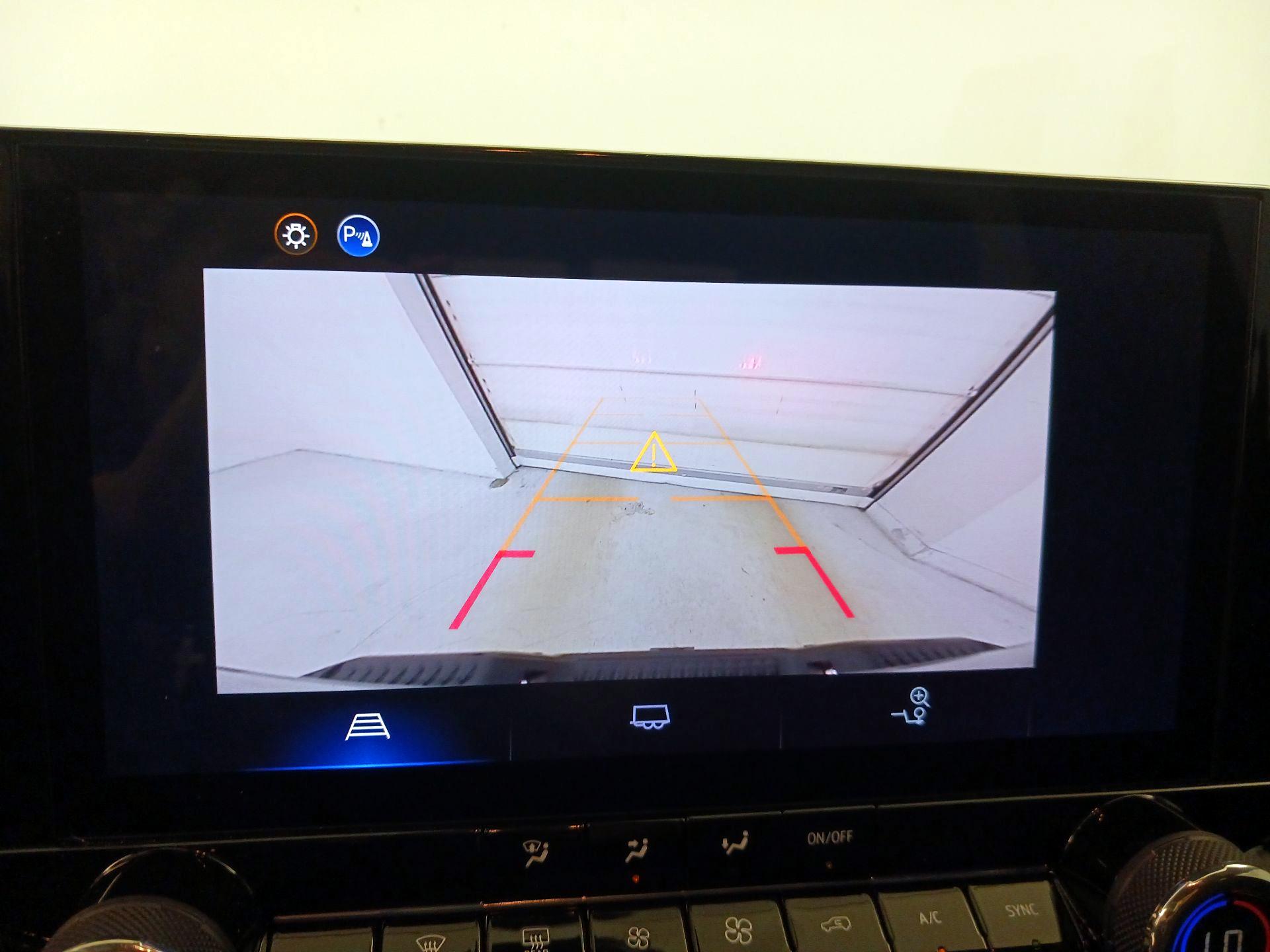 Thumbnail: 2026 Chevrolet Colorado - 15