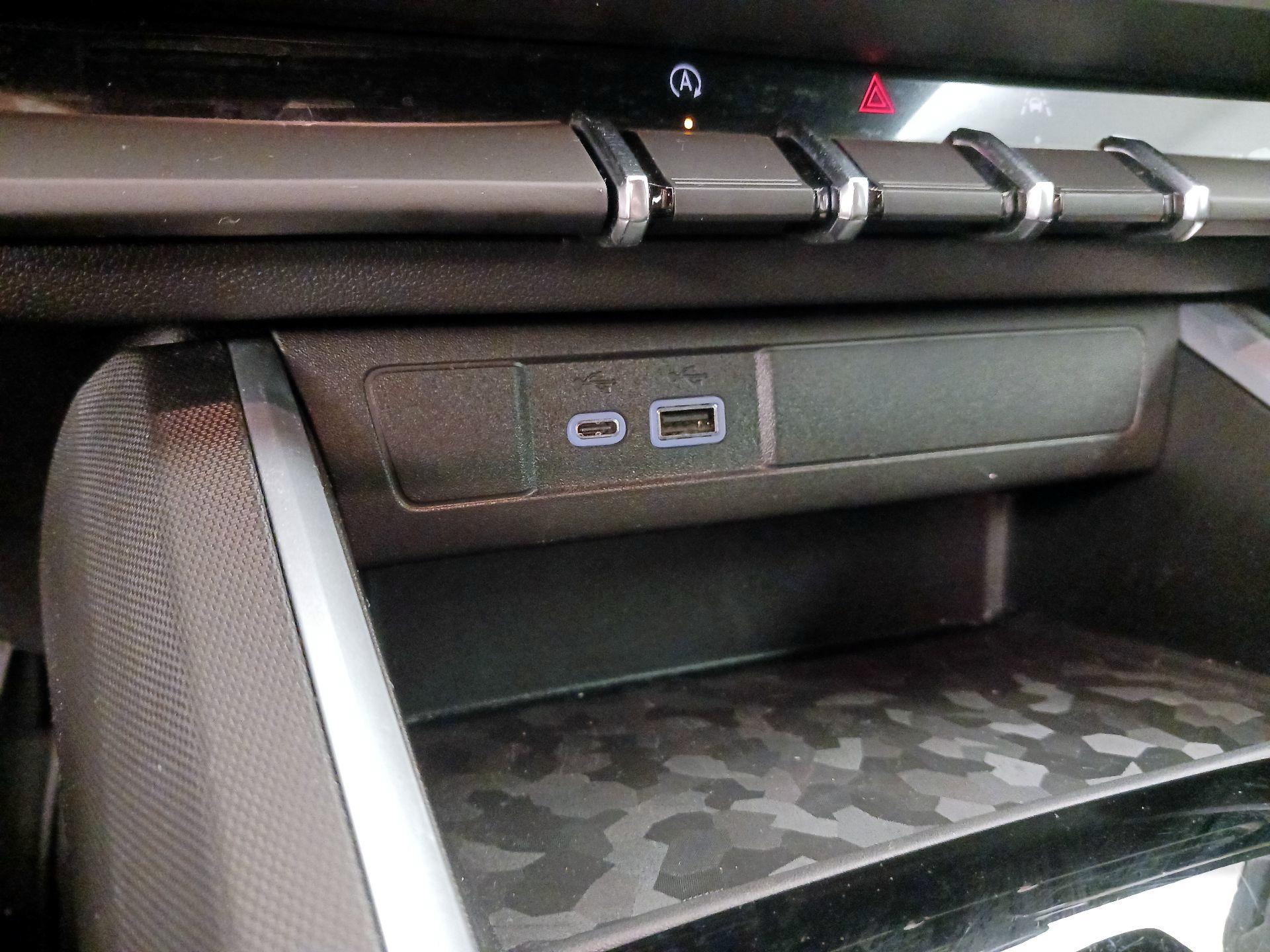 Thumbnail: 2026 Chevrolet Colorado - 19