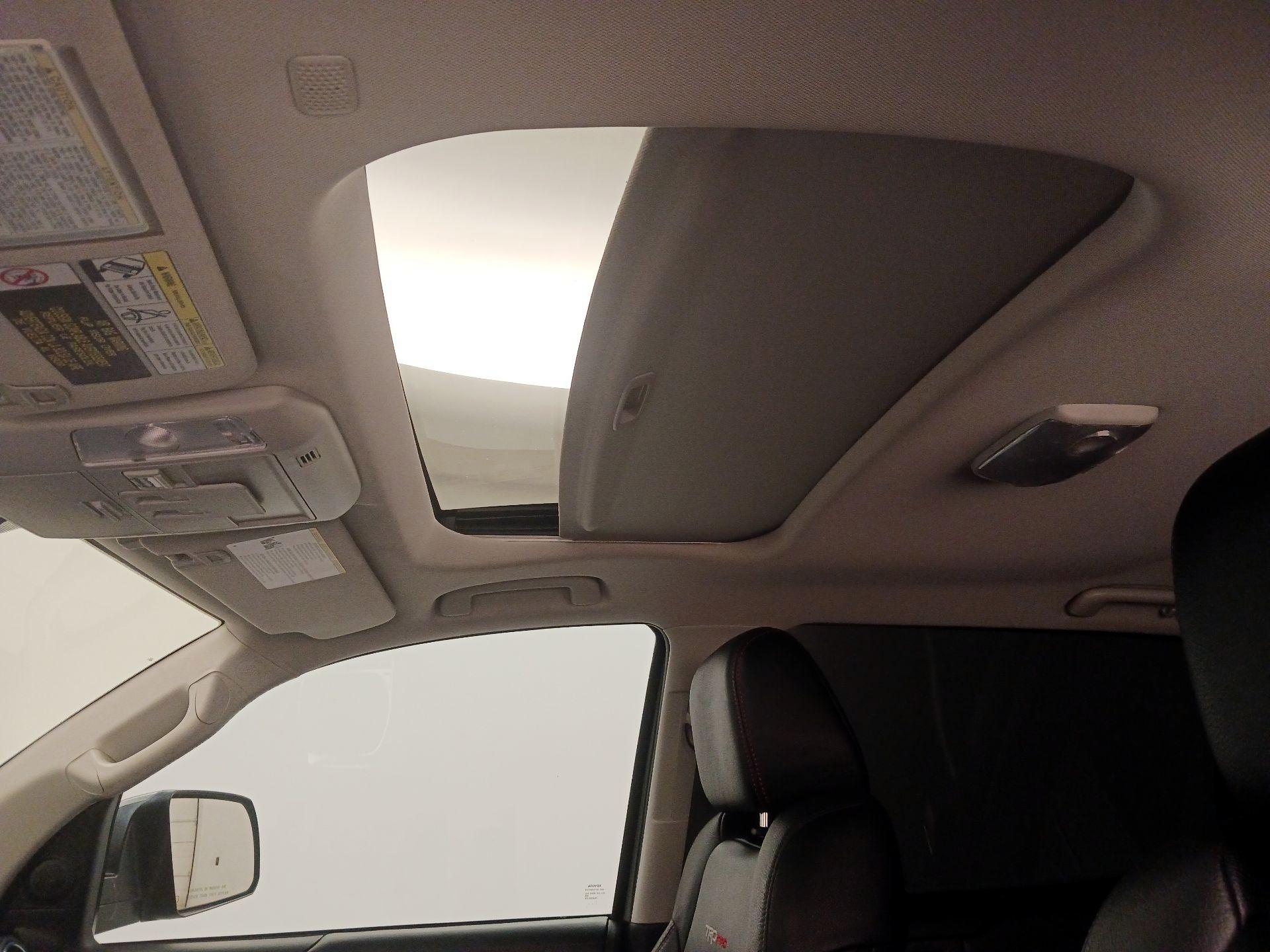 Thumbnail: 2021 Toyota Tundra - 20