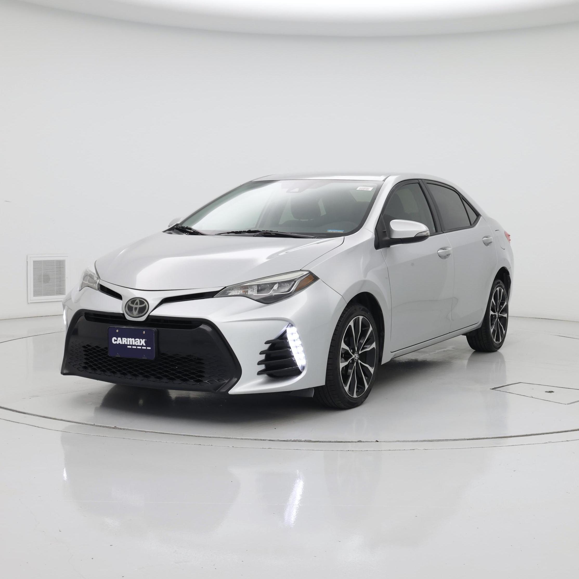 Thumbnail: 2017 Toyota Corolla - 4