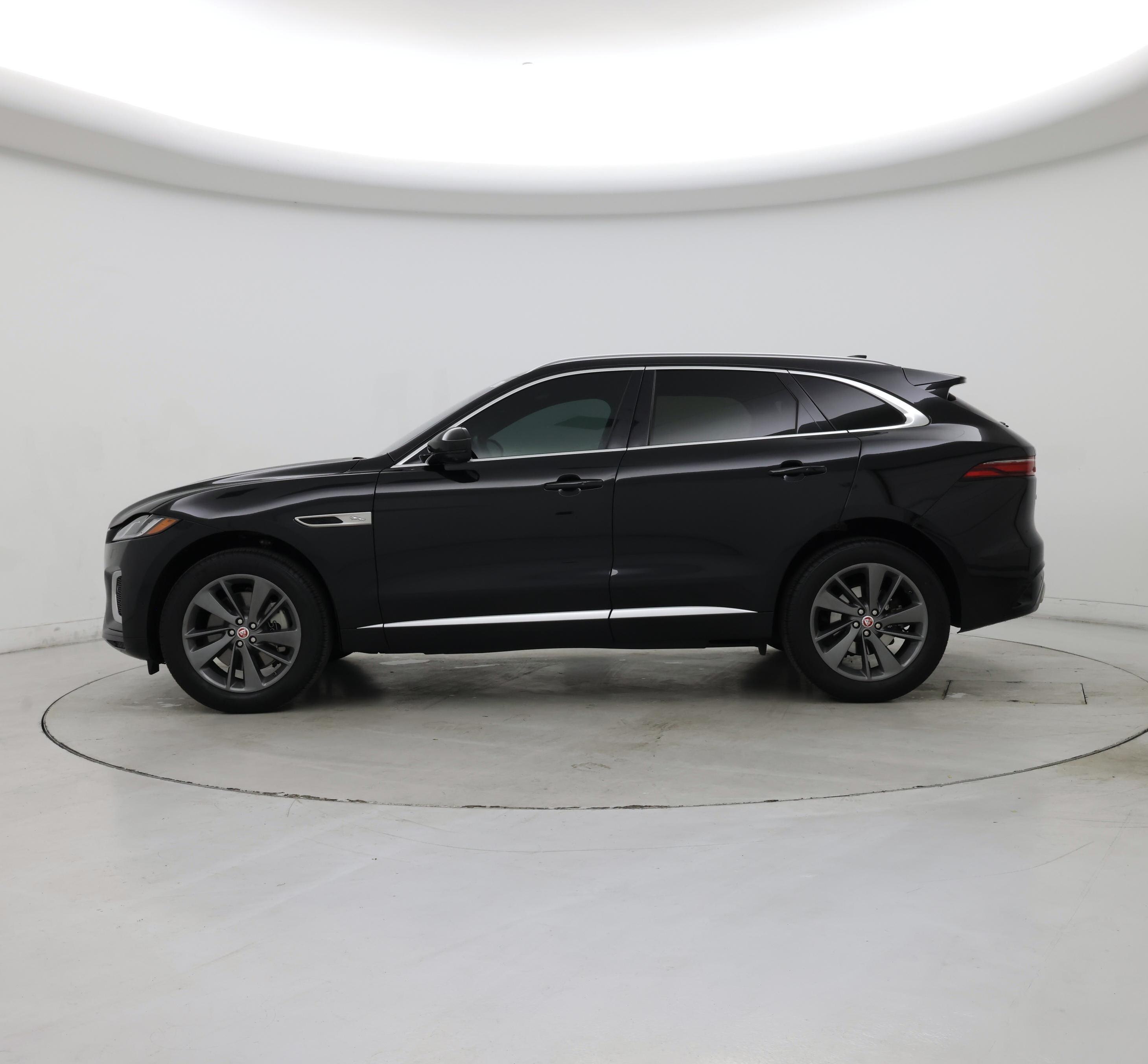Thumbnail: 2021 Jaguar F-Pace - 3