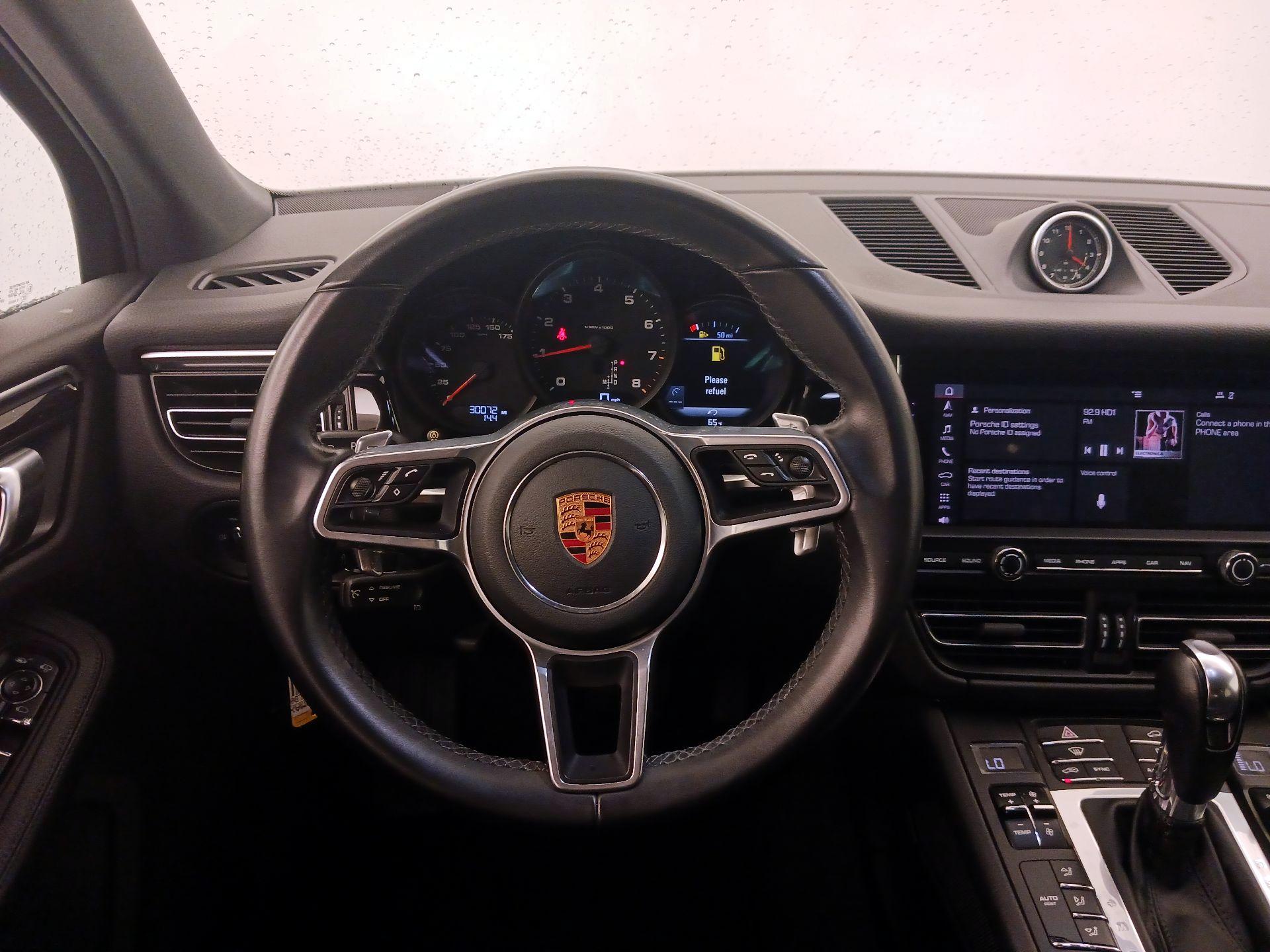 Thumbnail: 2019 Porsche Macan - 10