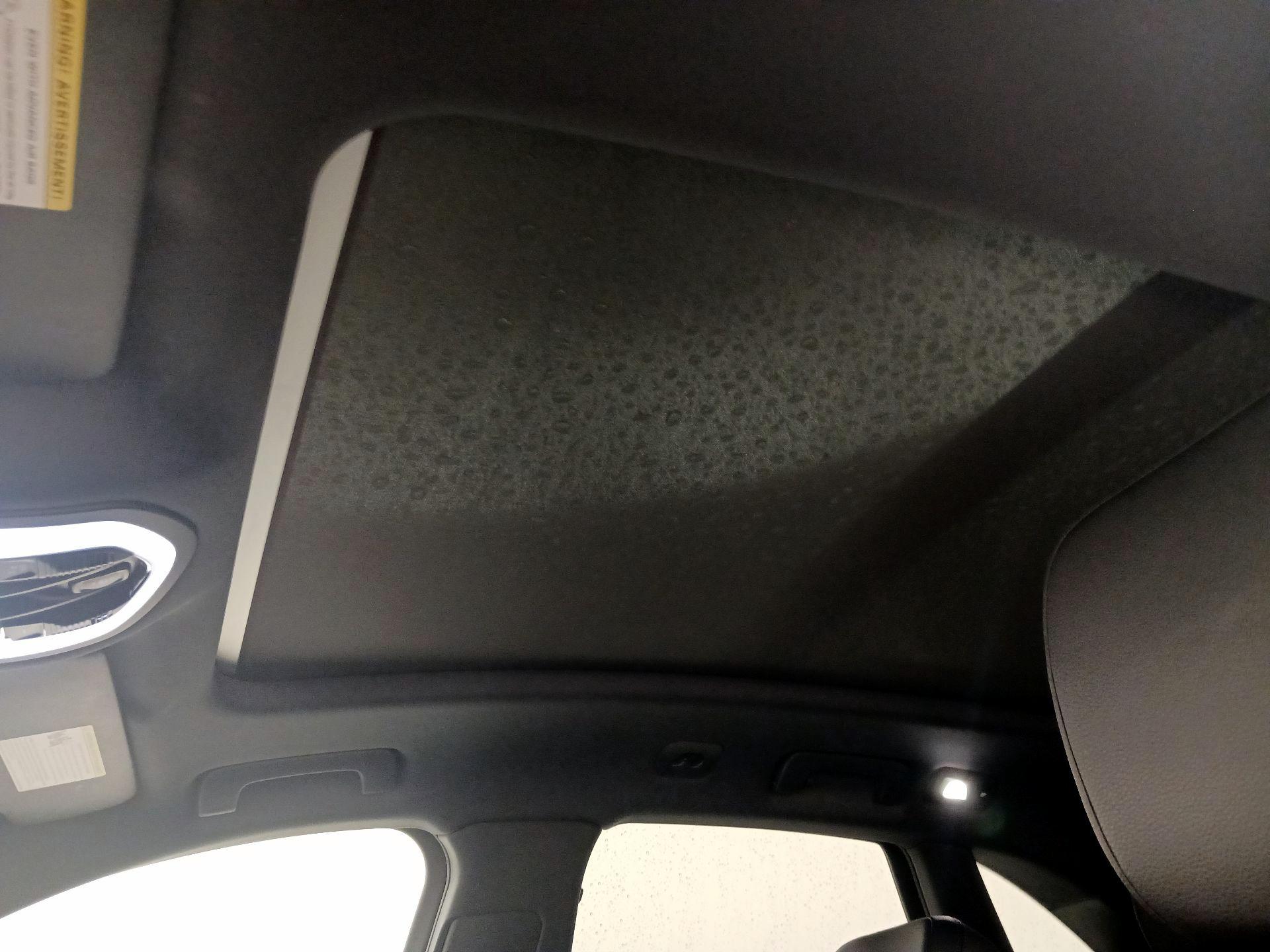 Thumbnail: 2019 Porsche Macan - 20