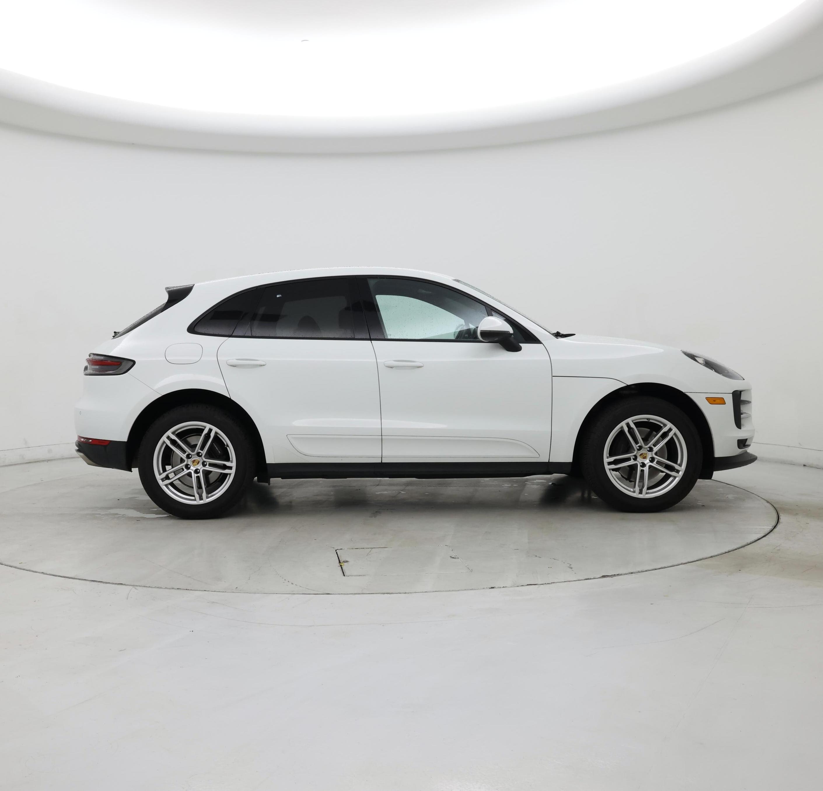 Thumbnail: 2019 Porsche Macan - 7