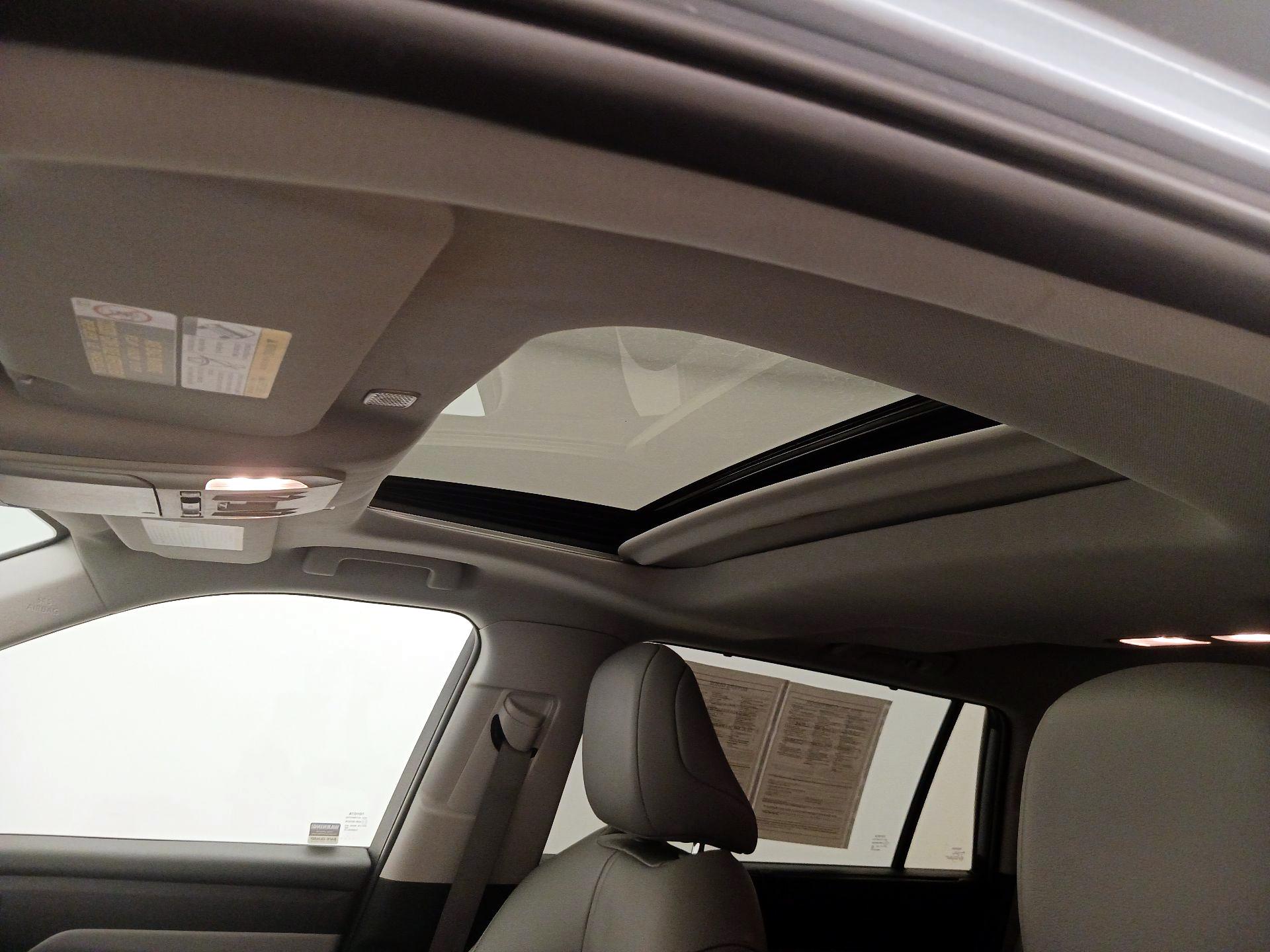 Thumbnail: 2024 Toyota Highlander - 20