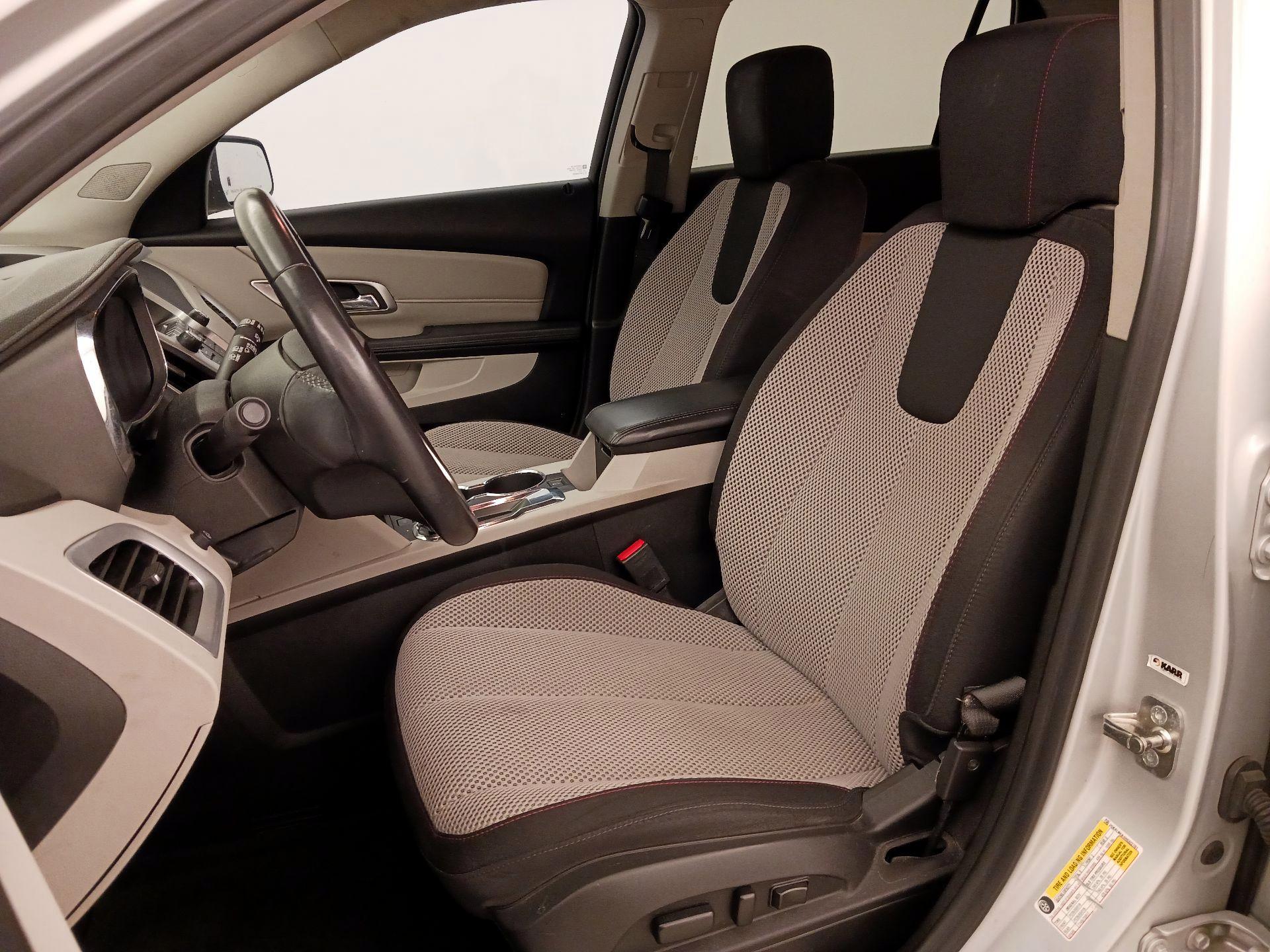 Thumbnail: 2017 GMC Terrain - 11