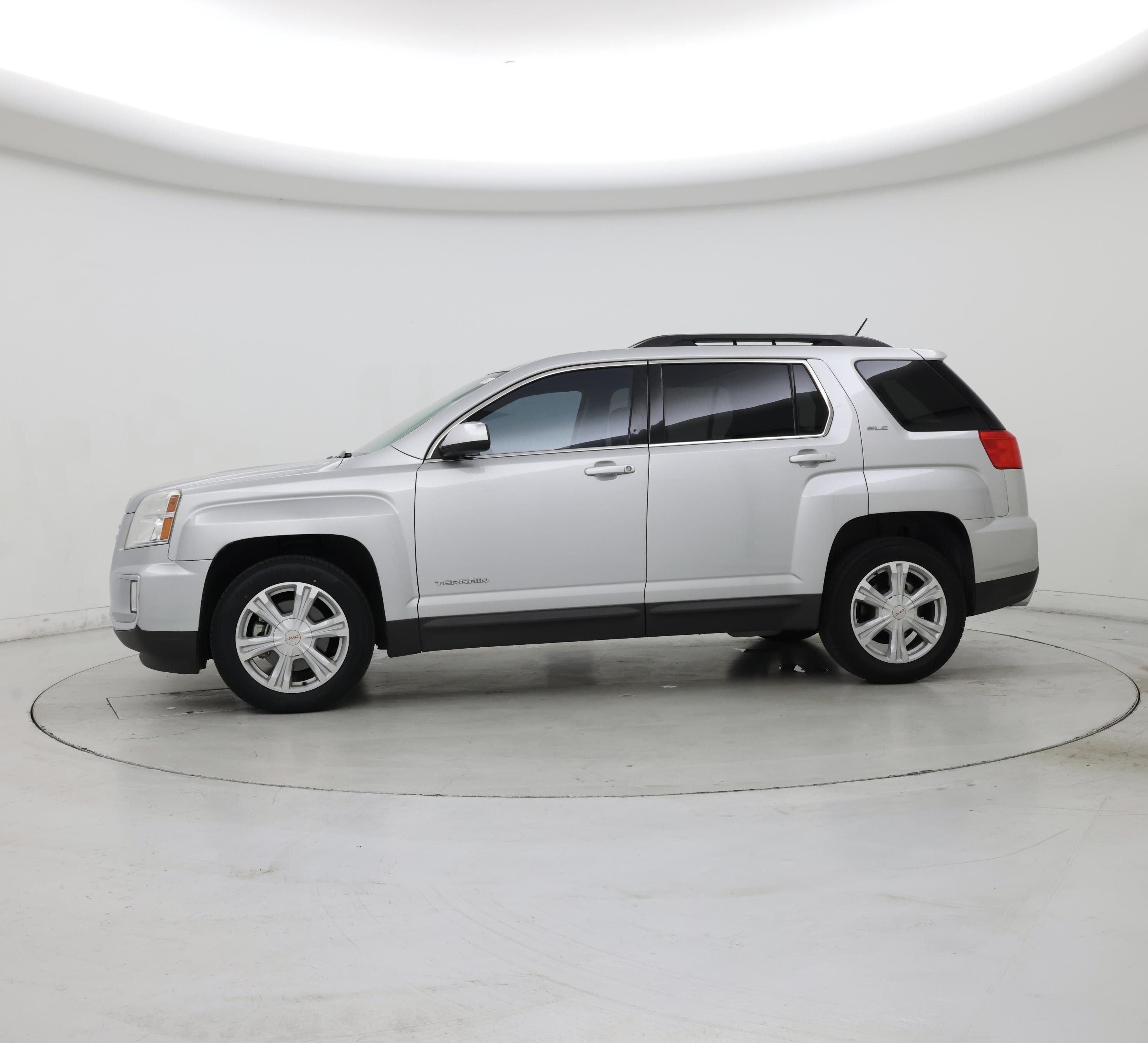 Thumbnail: 2017 GMC Terrain - 3