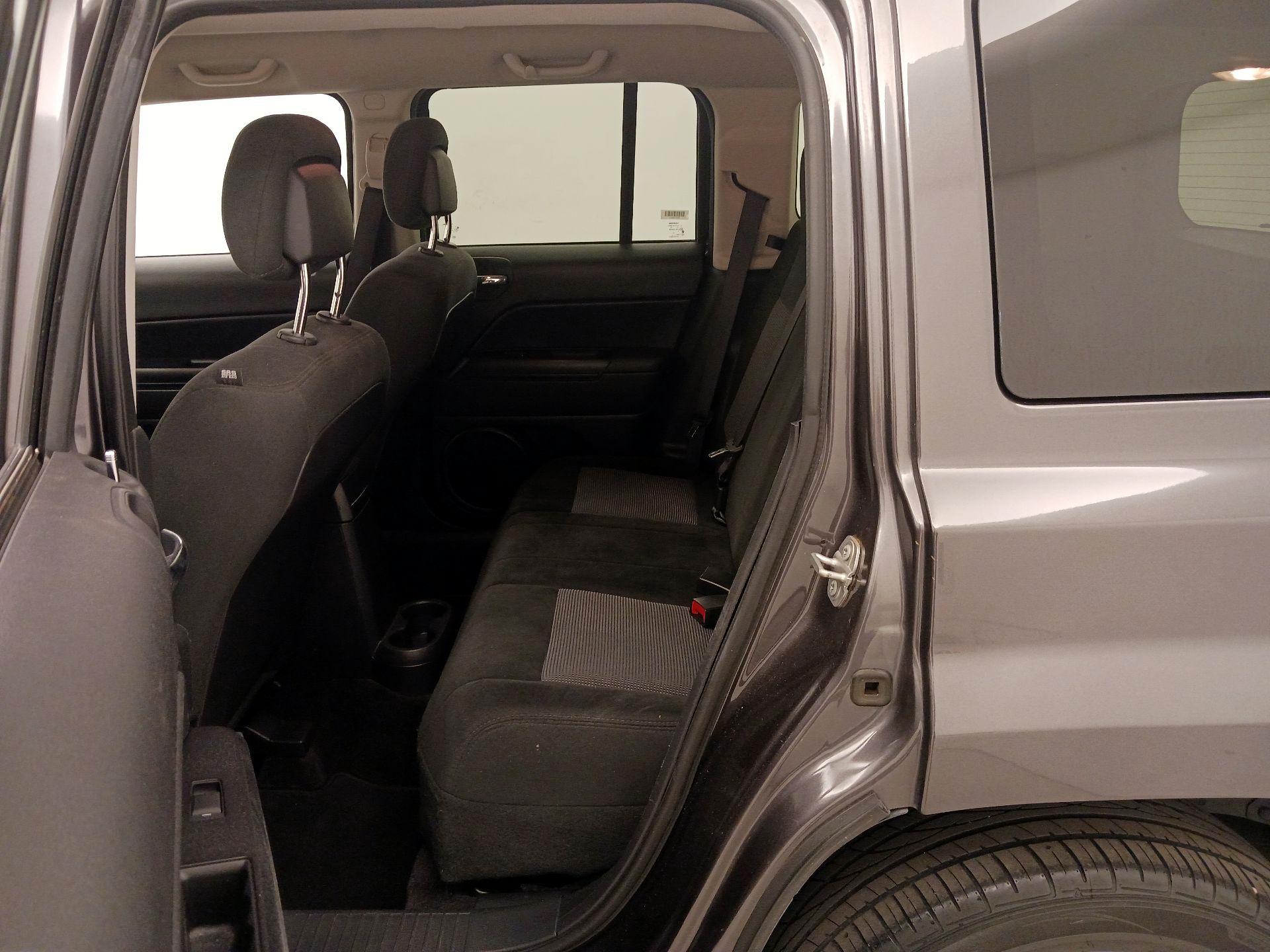 Thumbnail: 2017 Jeep Patriot - 17