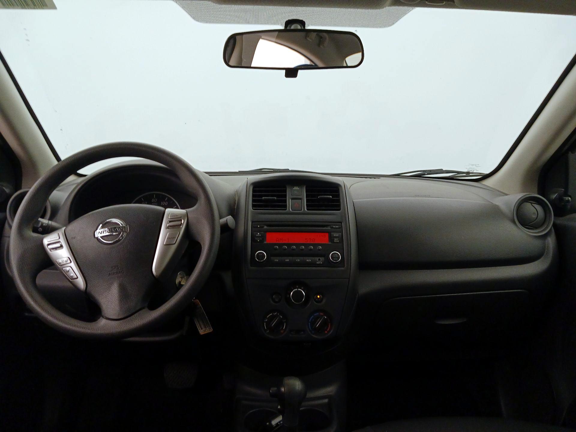 Thumbnail: 2015 Nissan Versa - 9