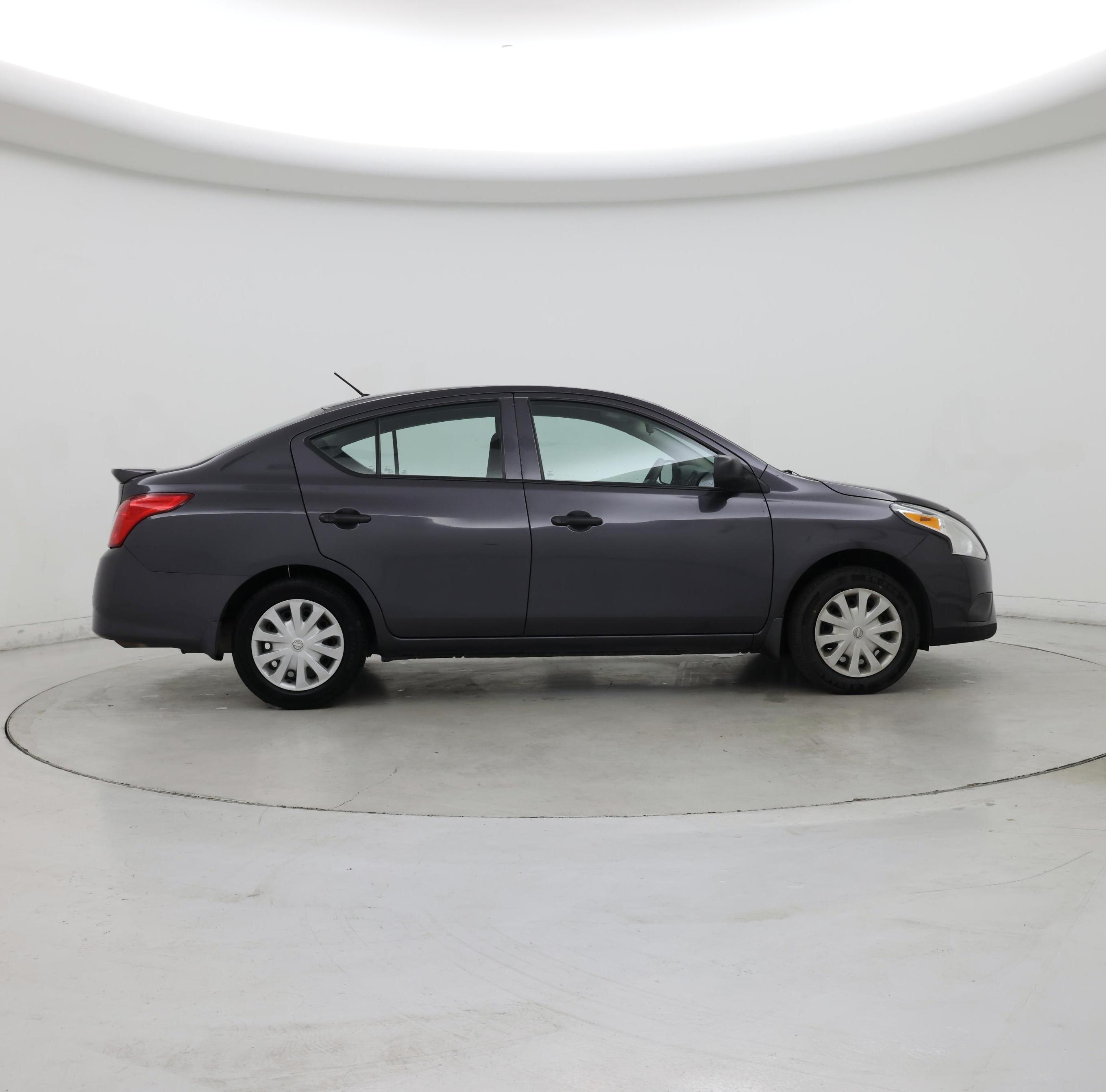 Thumbnail: 2015 Nissan Versa - 7