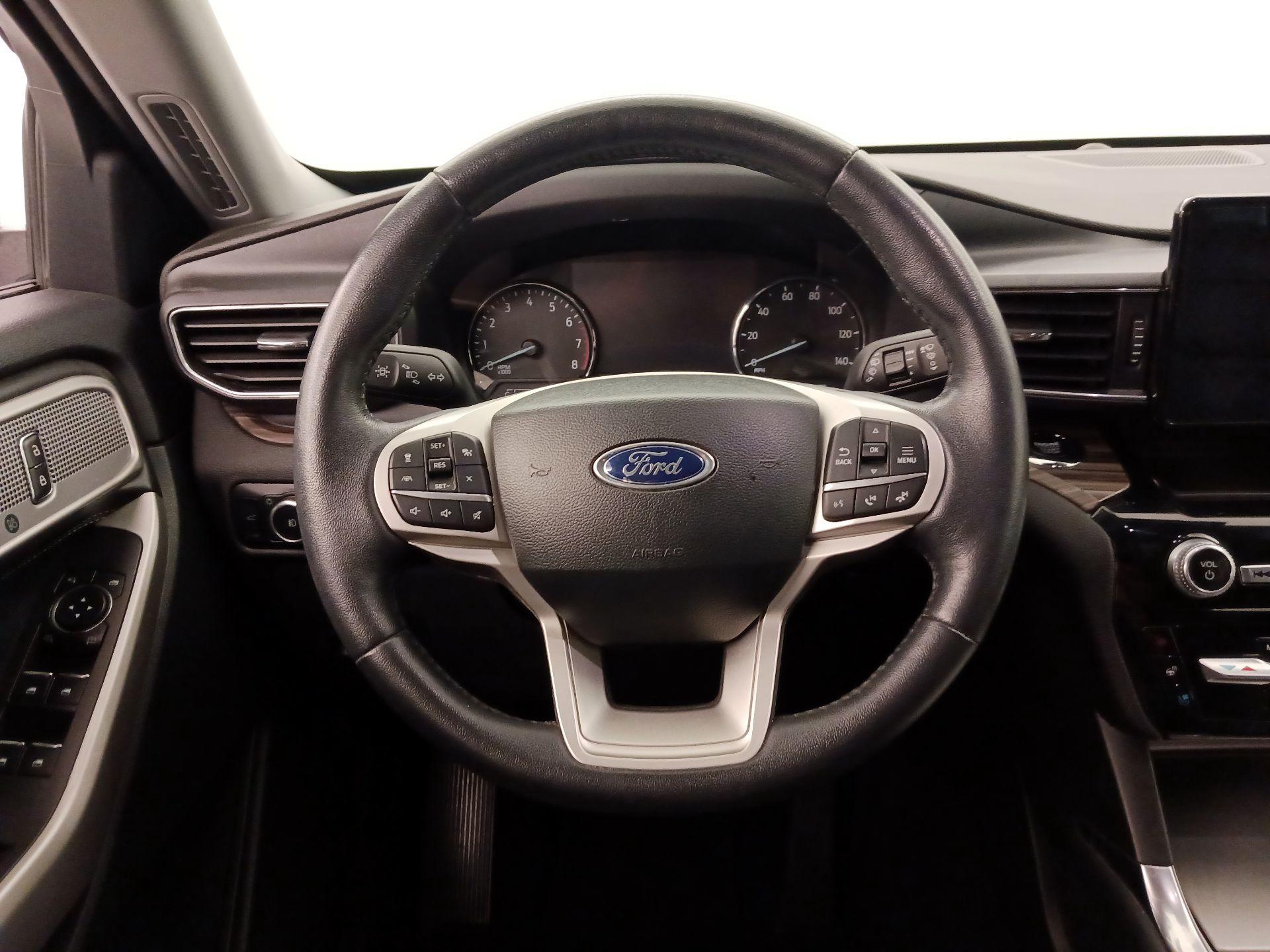 Thumbnail: 2023 Ford Explorer - 10