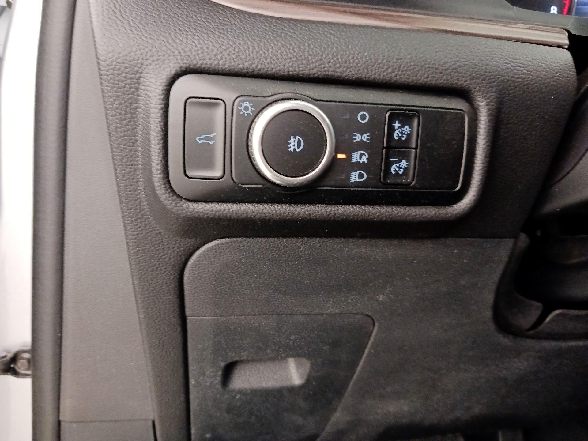 Thumbnail: 2023 Ford Explorer - 13