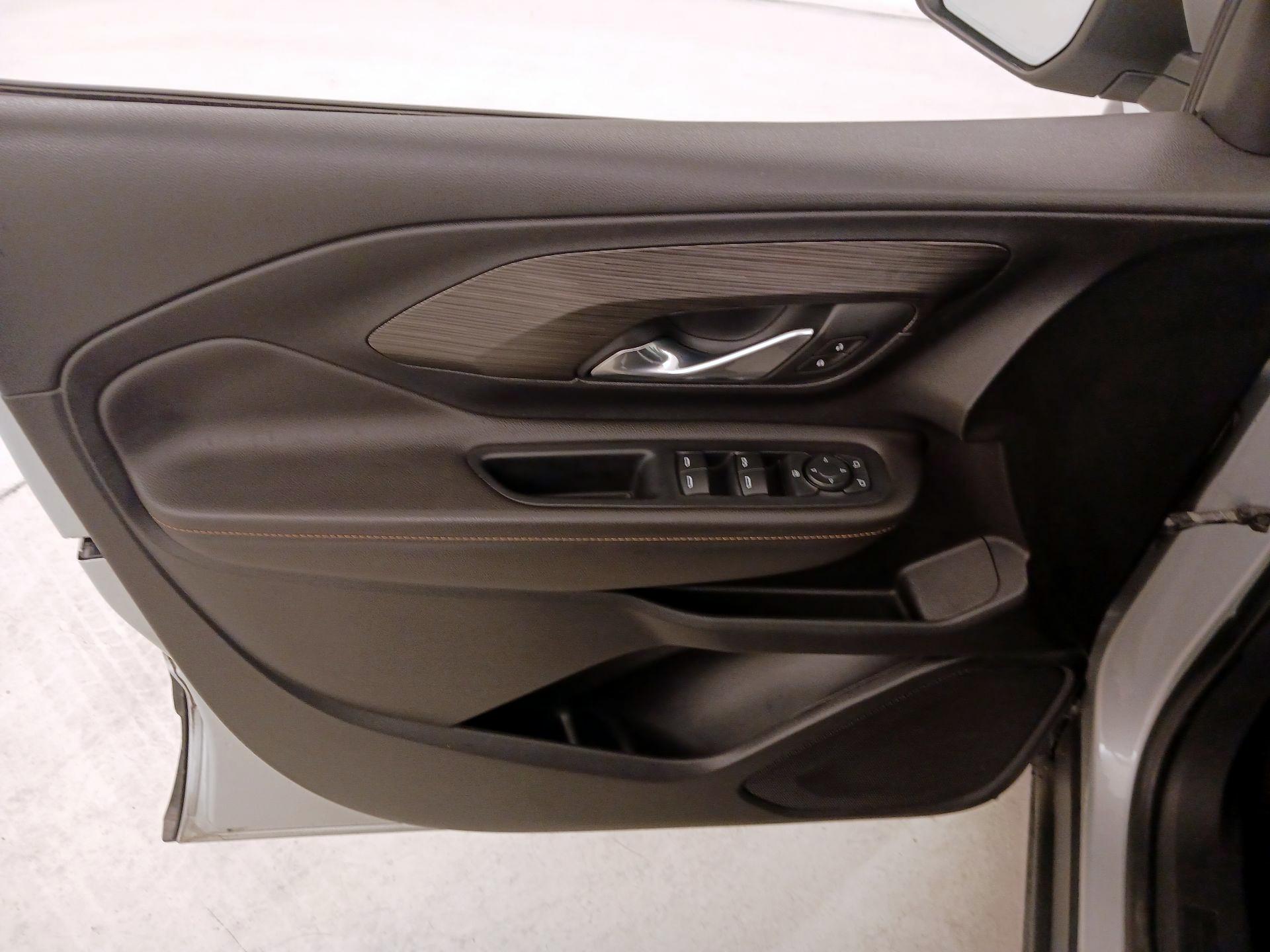 Thumbnail: 2020 GMC Terrain - 12