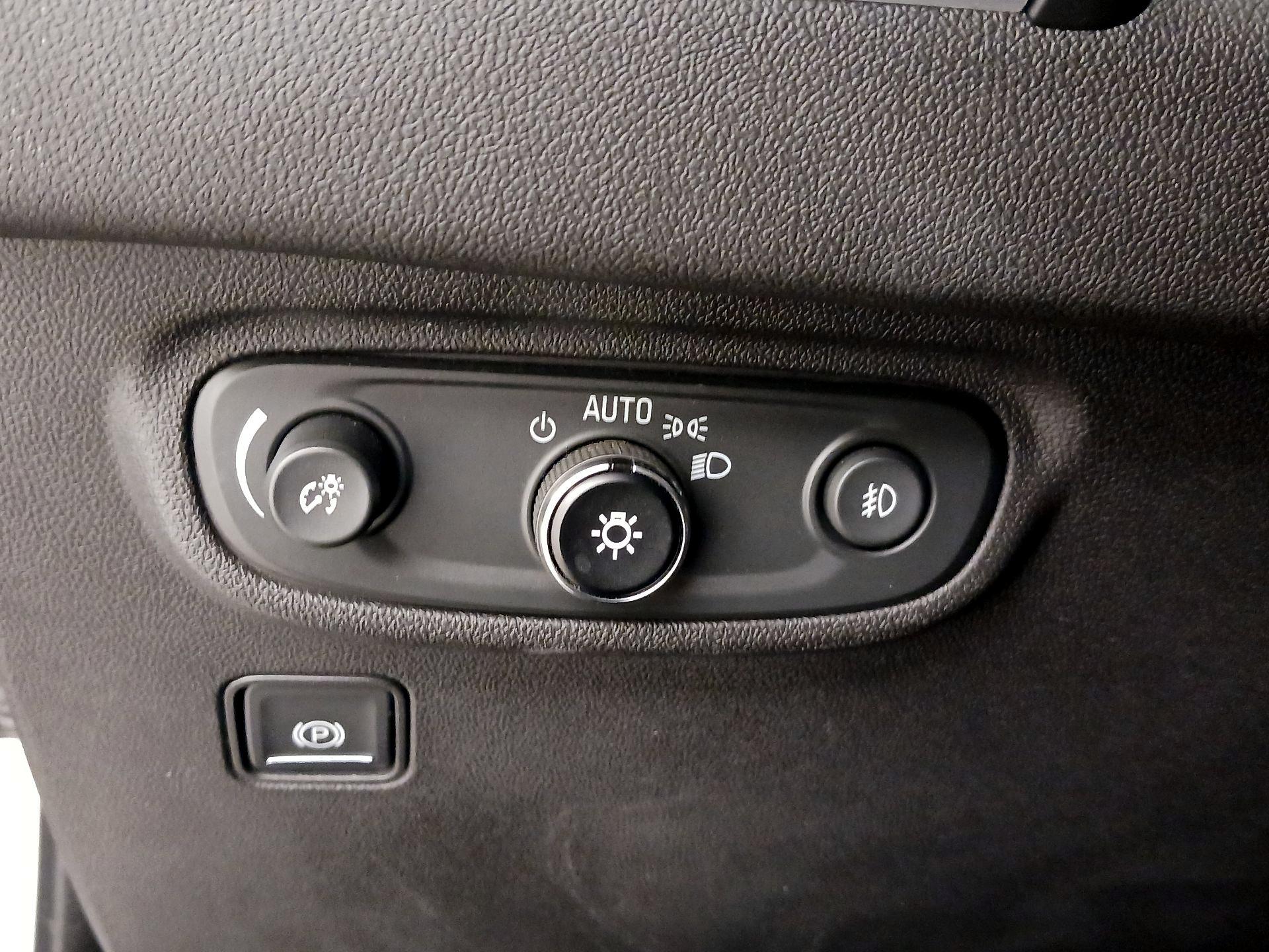 Thumbnail: 2020 GMC Terrain - 13