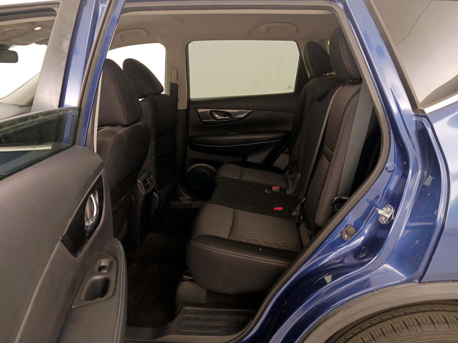 Thumbnail: 2020 Nissan Rogue - 19