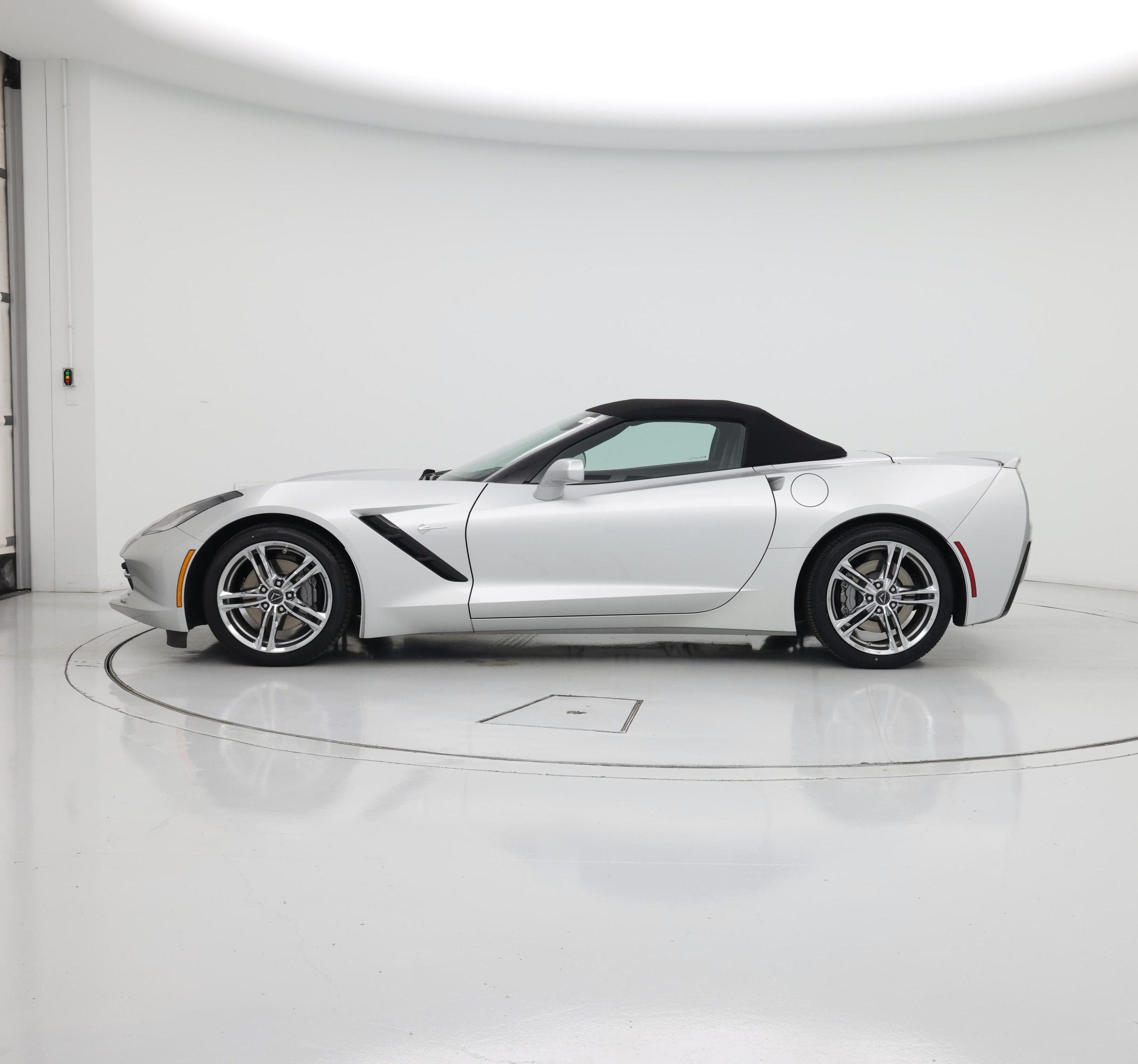 Thumbnail: 2017 Chevrolet Corvette - 3