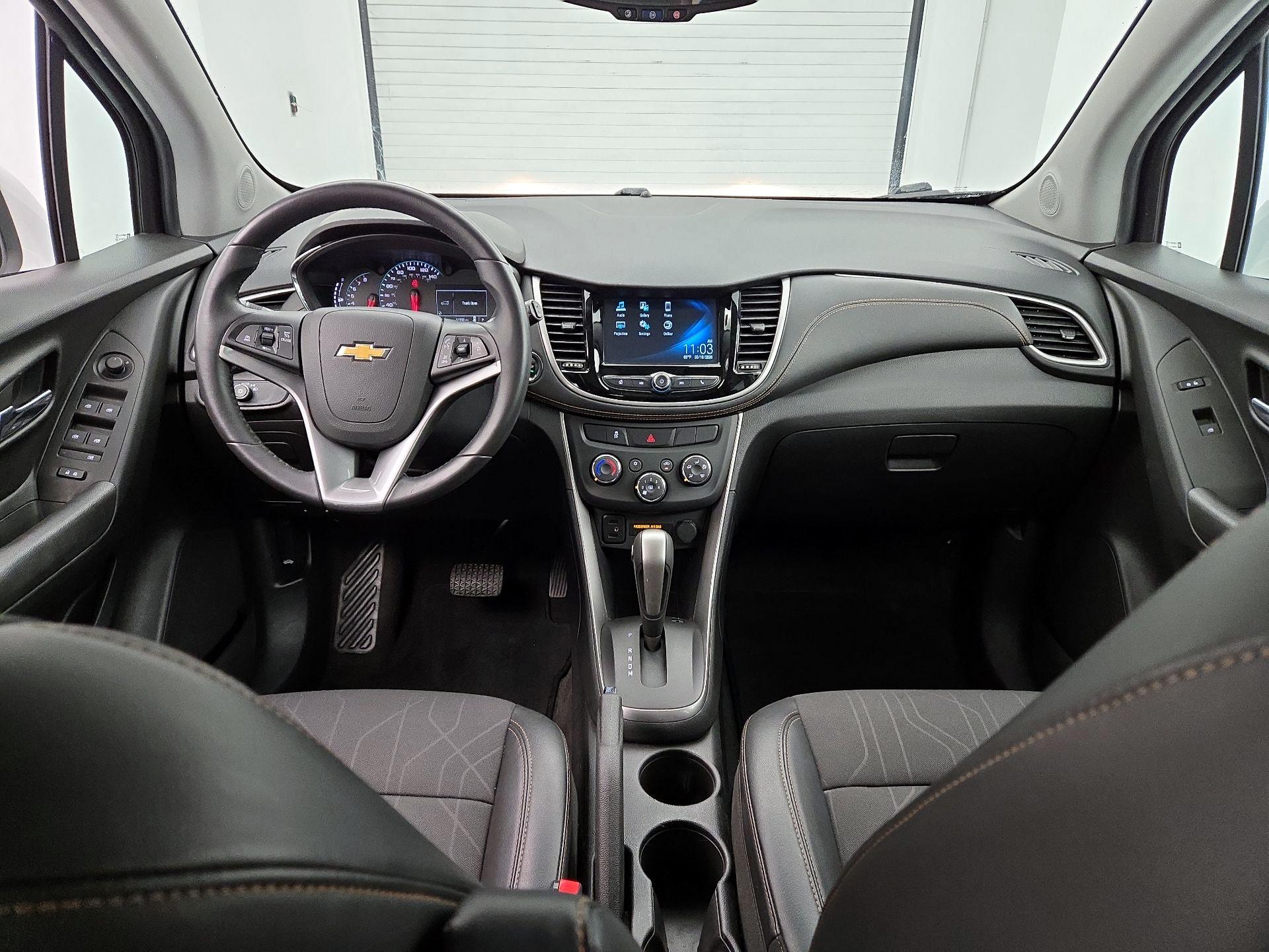 Thumbnail: 2017 Chevrolet Trax - 9