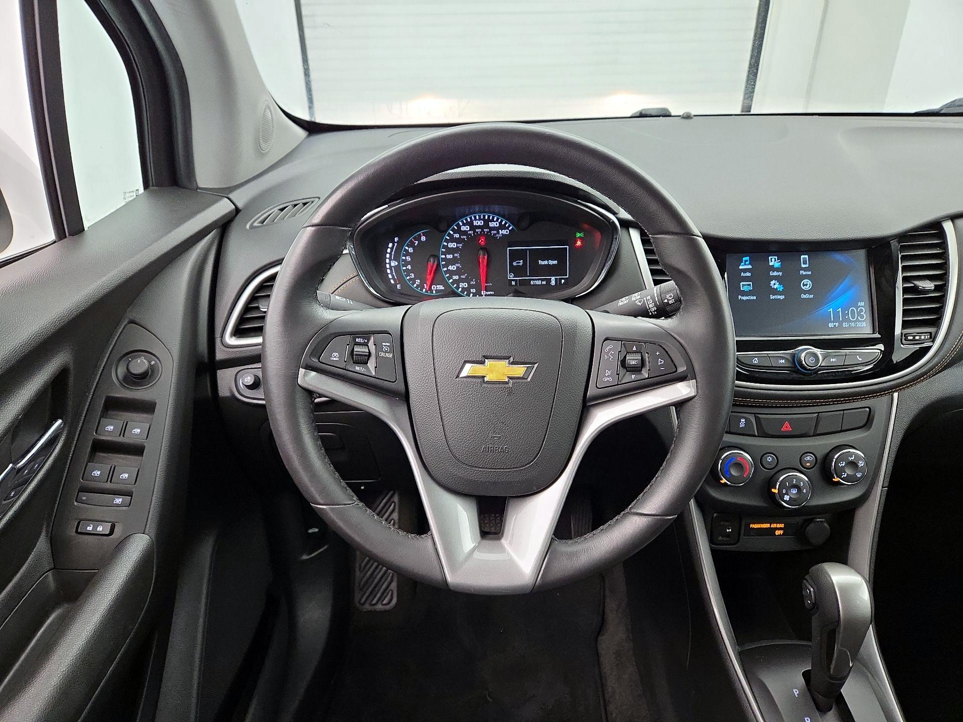 Thumbnail: 2017 Chevrolet Trax - 10