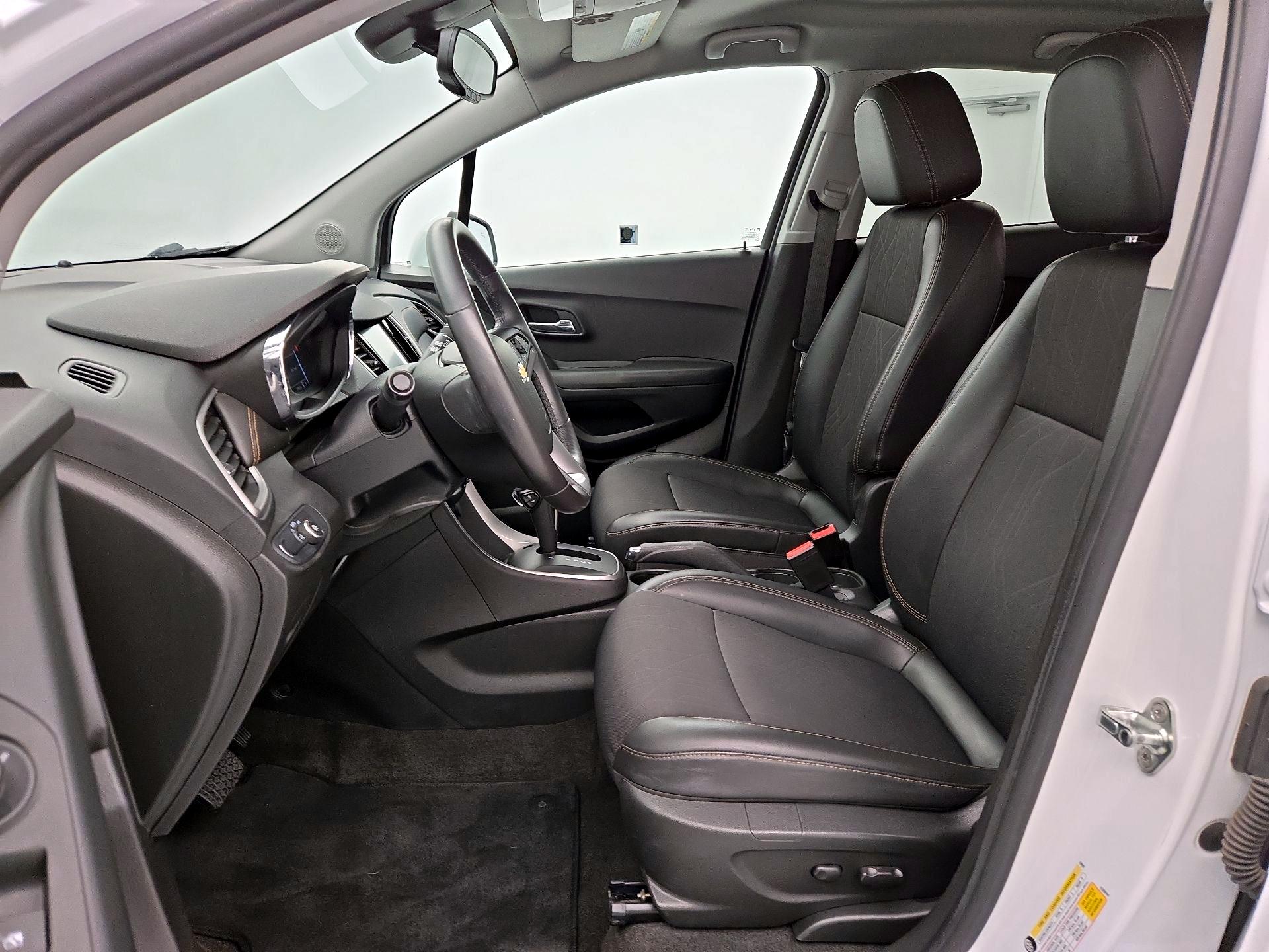 Thumbnail: 2017 Chevrolet Trax - 11