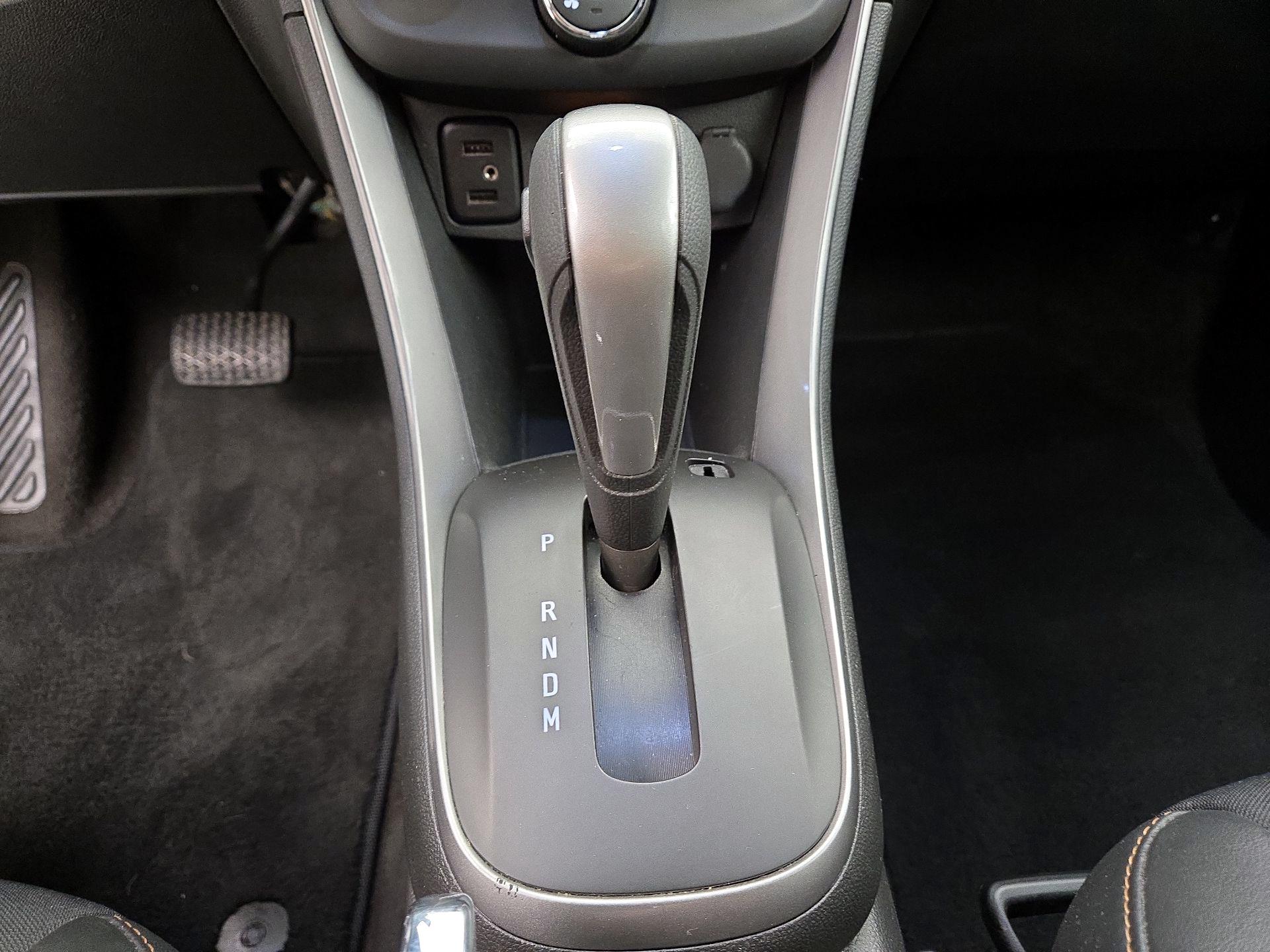 Thumbnail: 2017 Chevrolet Trax - 17