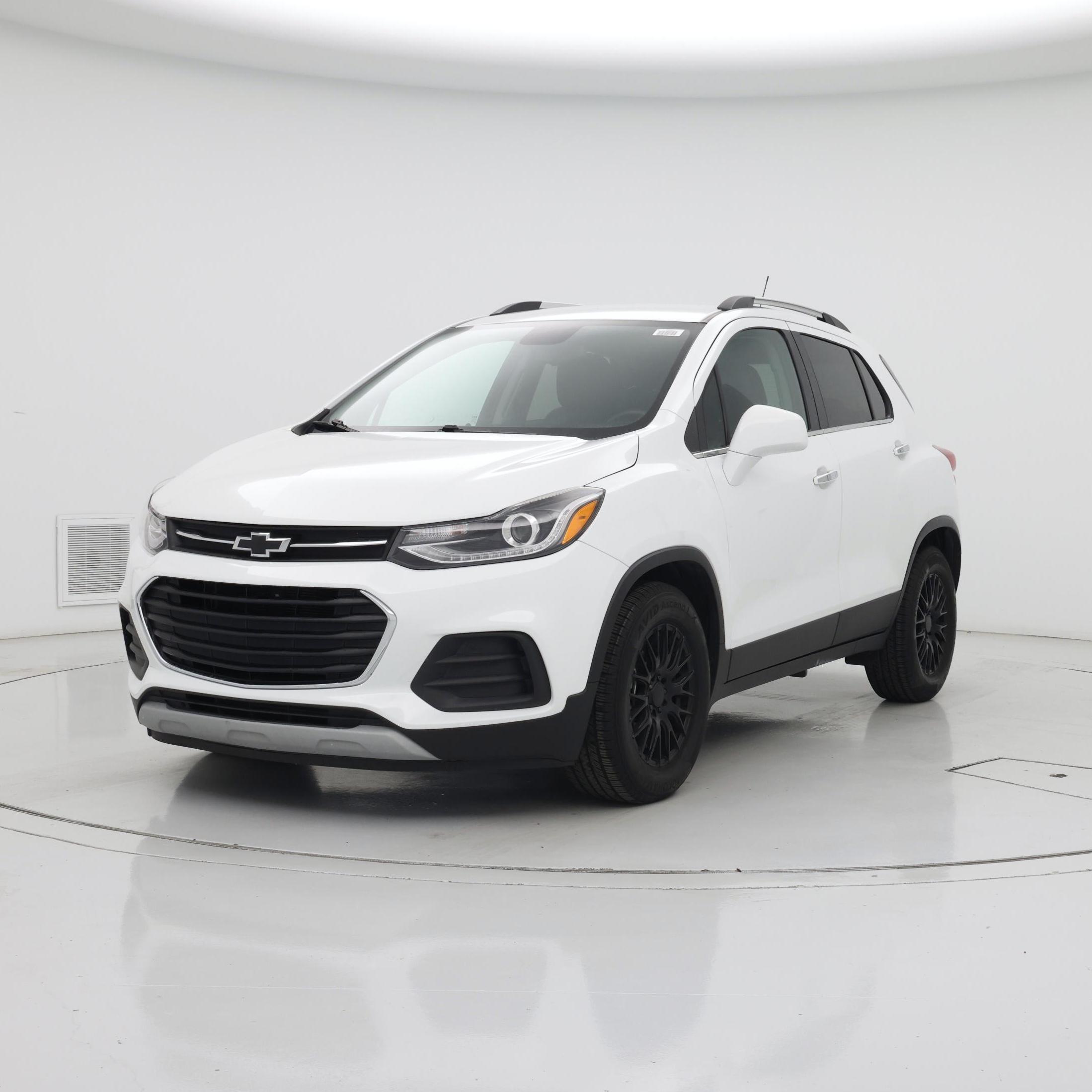 Thumbnail: 2017 Chevrolet Trax - 4