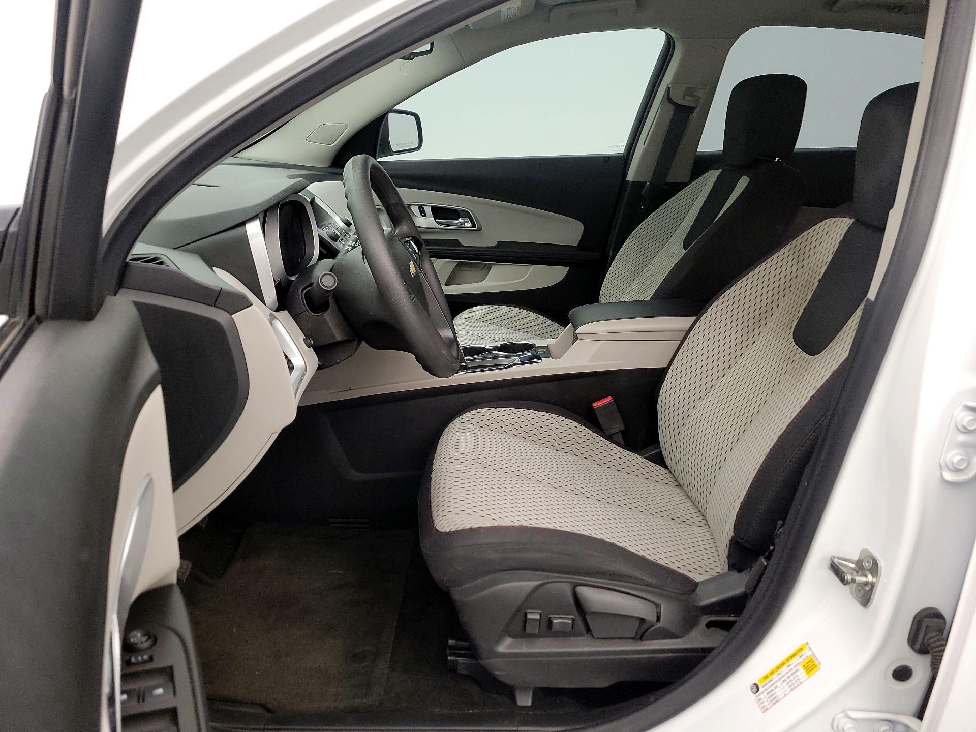 Thumbnail: 2015 Chevrolet Equinox - 11