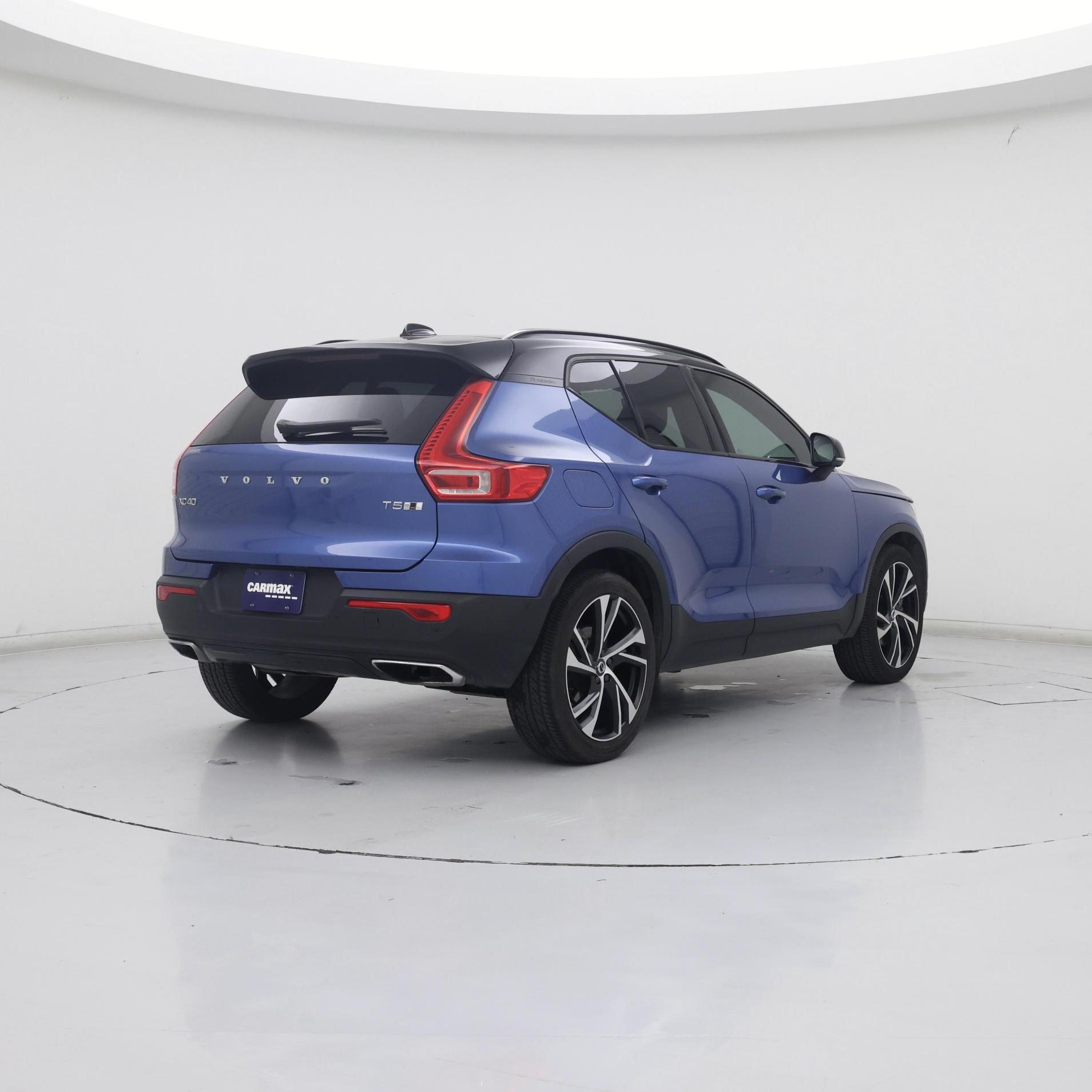Thumbnail: 2020 Volvo XC40 - 8