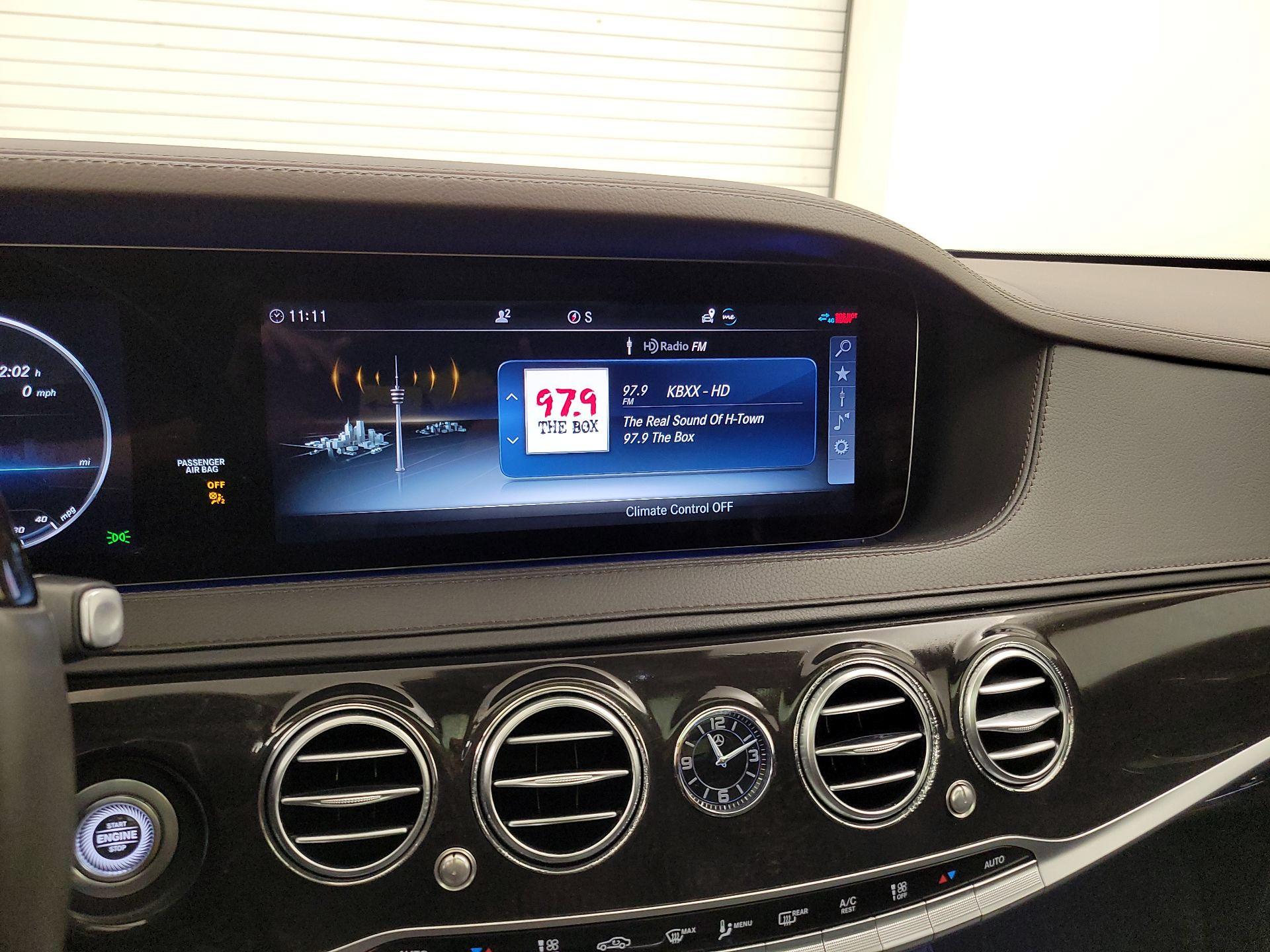 Thumbnail: 2019 Mercedes-Benz S-Class - 16