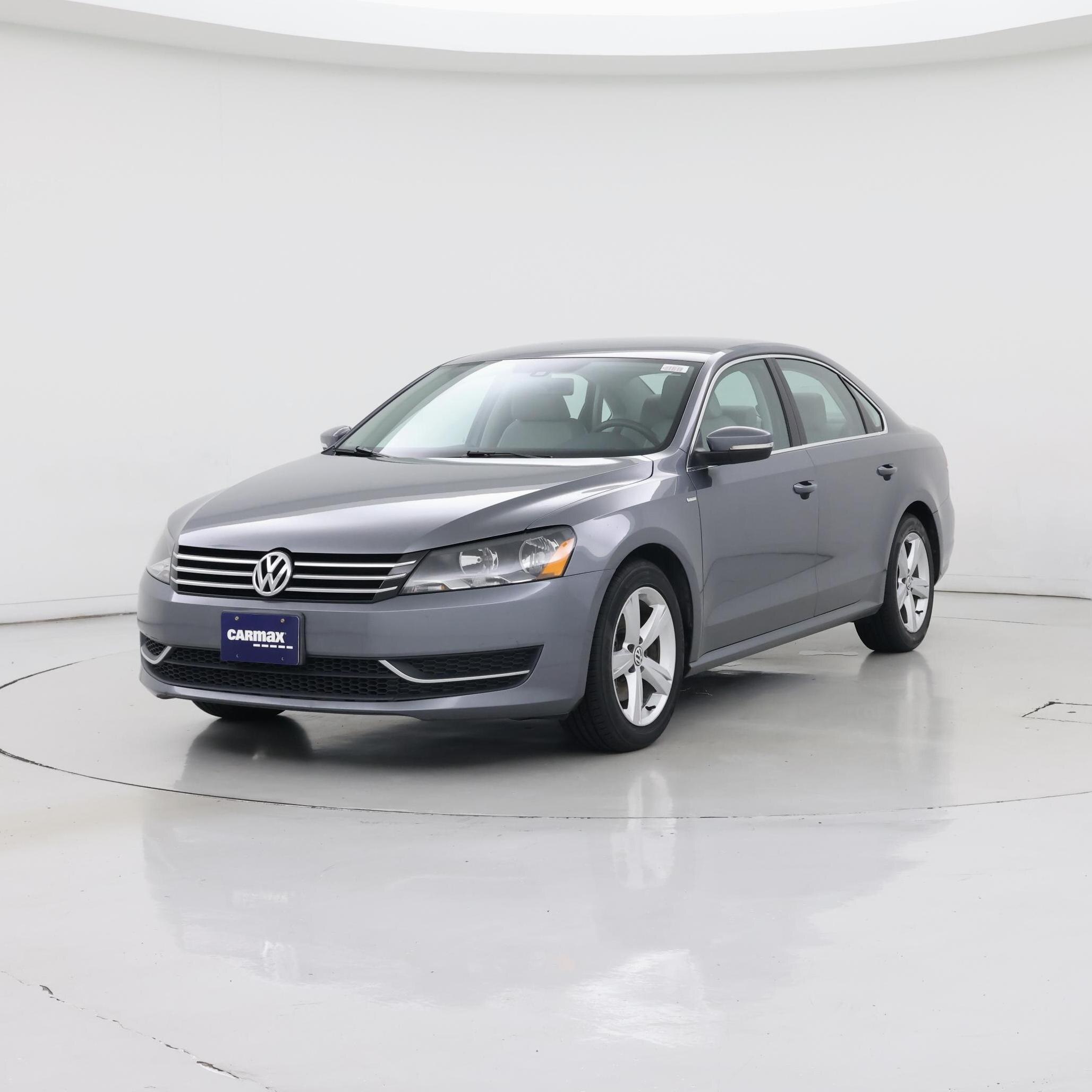 Thumbnail: 2014 Volkswagen Passat - 4