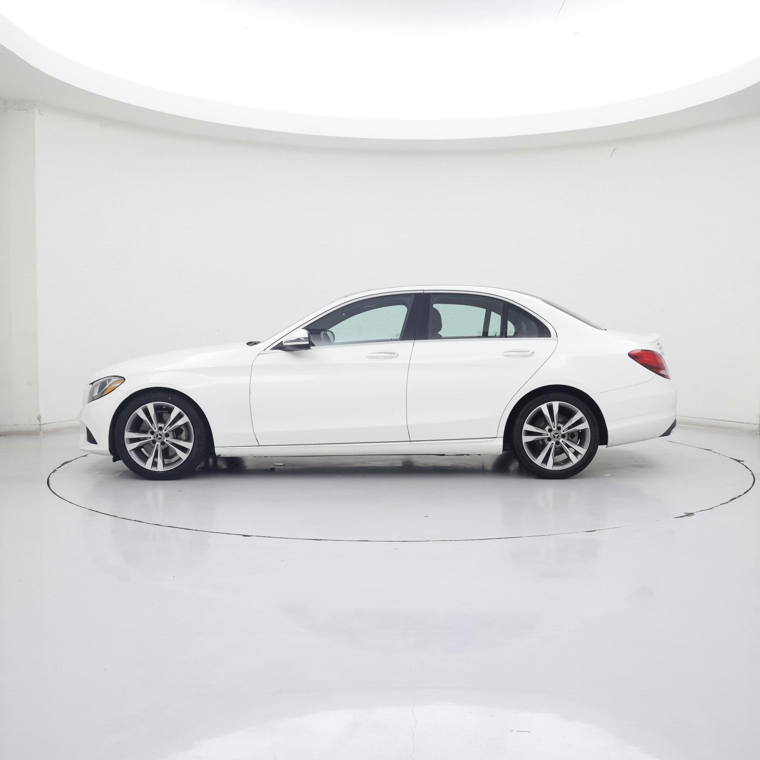 Thumbnail: 2018 Mercedes-Benz C-Class - 3