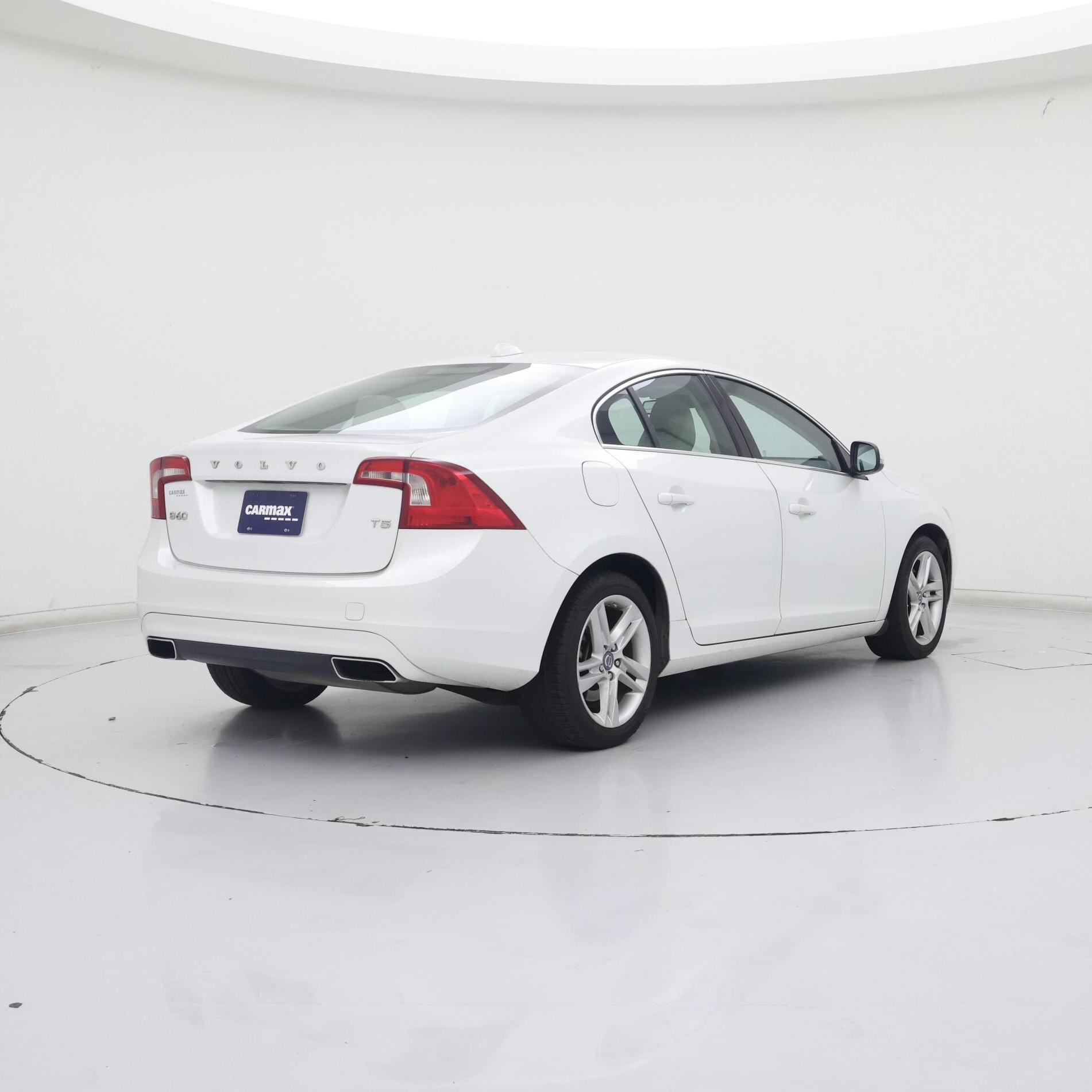 Thumbnail: 2015 Volvo S60 - 8
