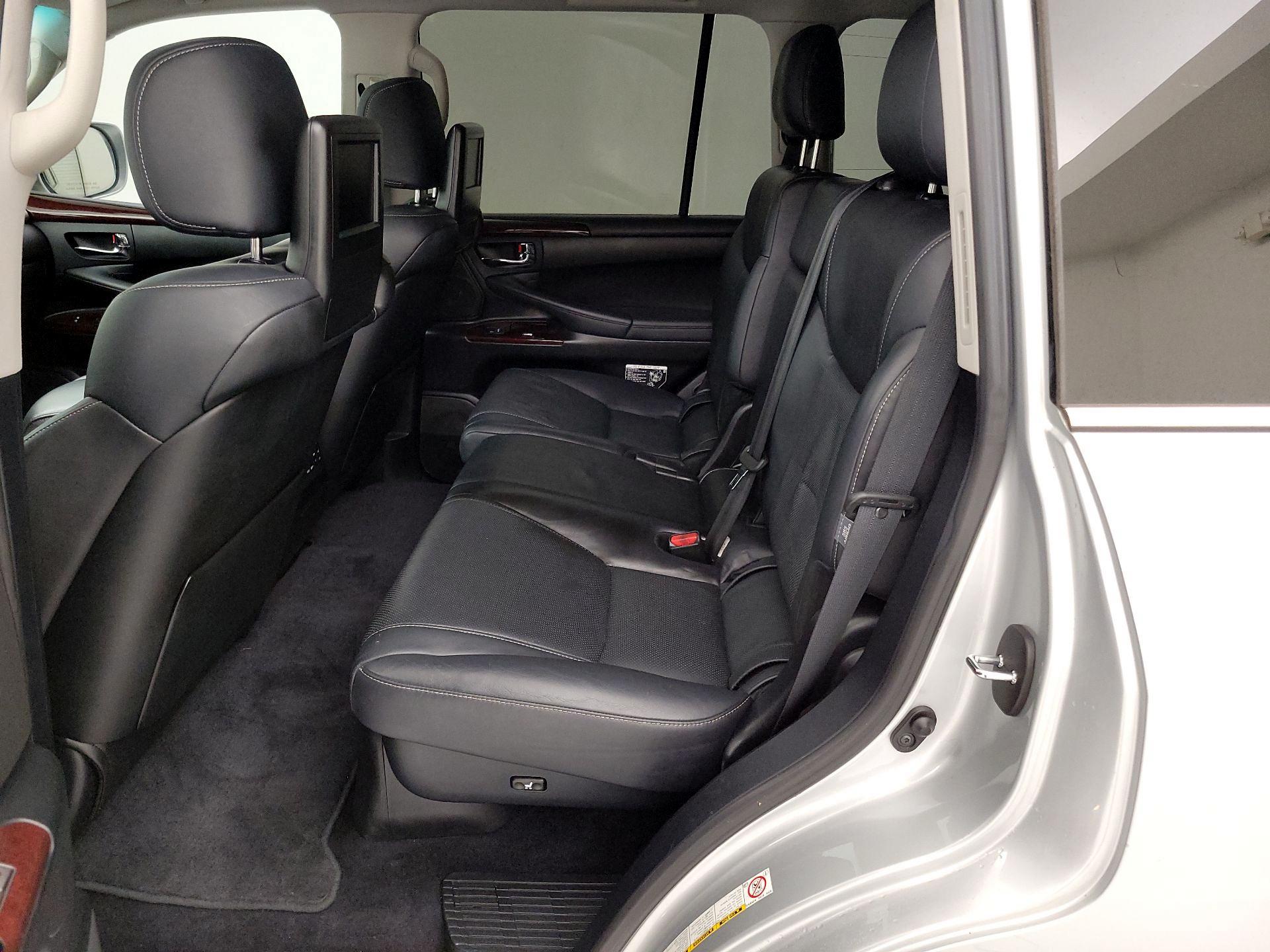 Thumbnail: 2015 Lexus LX - 20