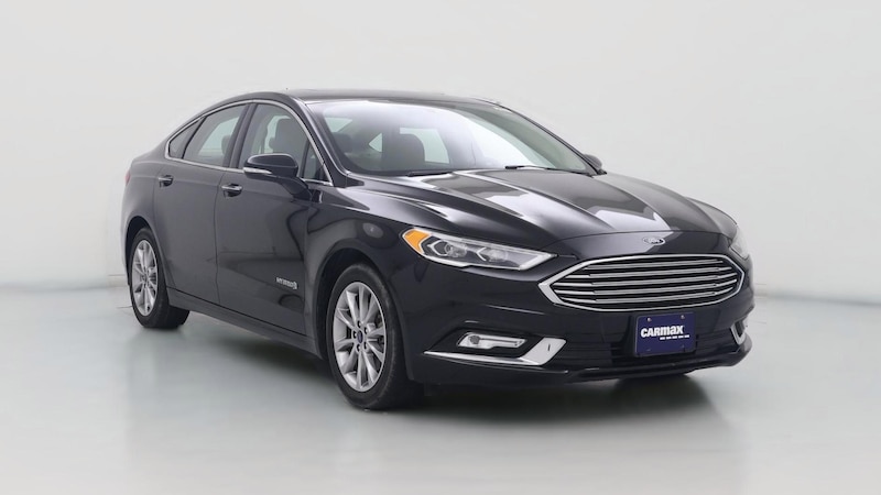 2017 Ford Fusion SE Hero Image