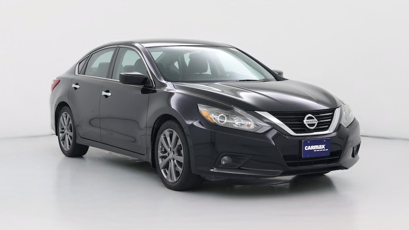 2018 Nissan Altima SR Hero Image