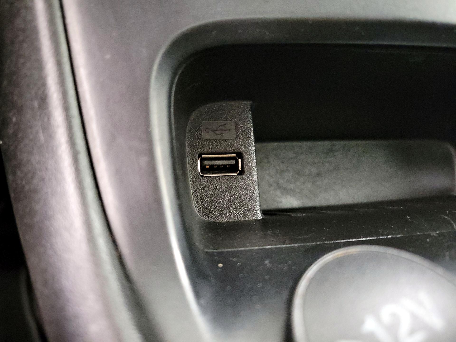 Thumbnail: 2018 Ford Focus - 18