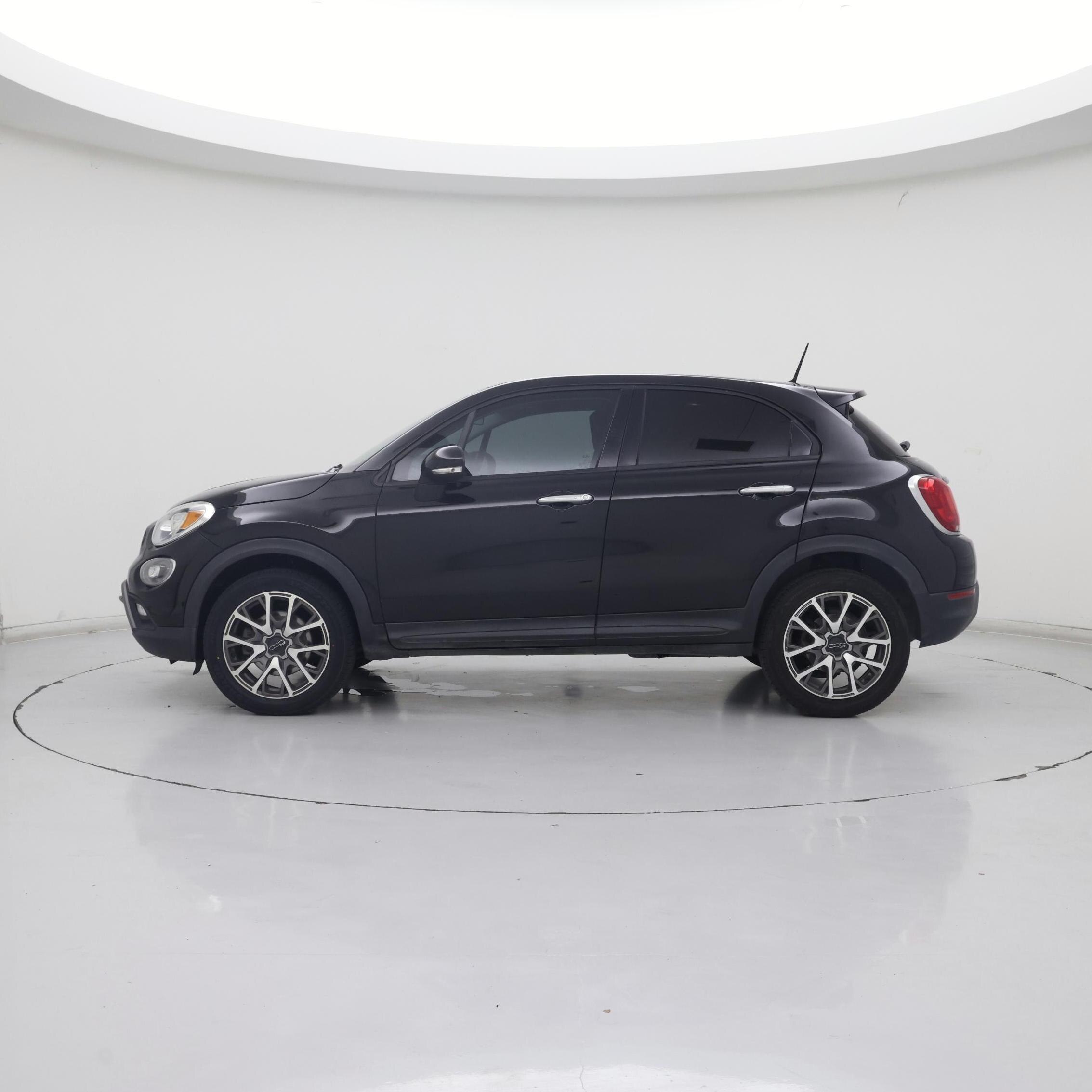 Thumbnail: 2018 Fiat 500X - 3
