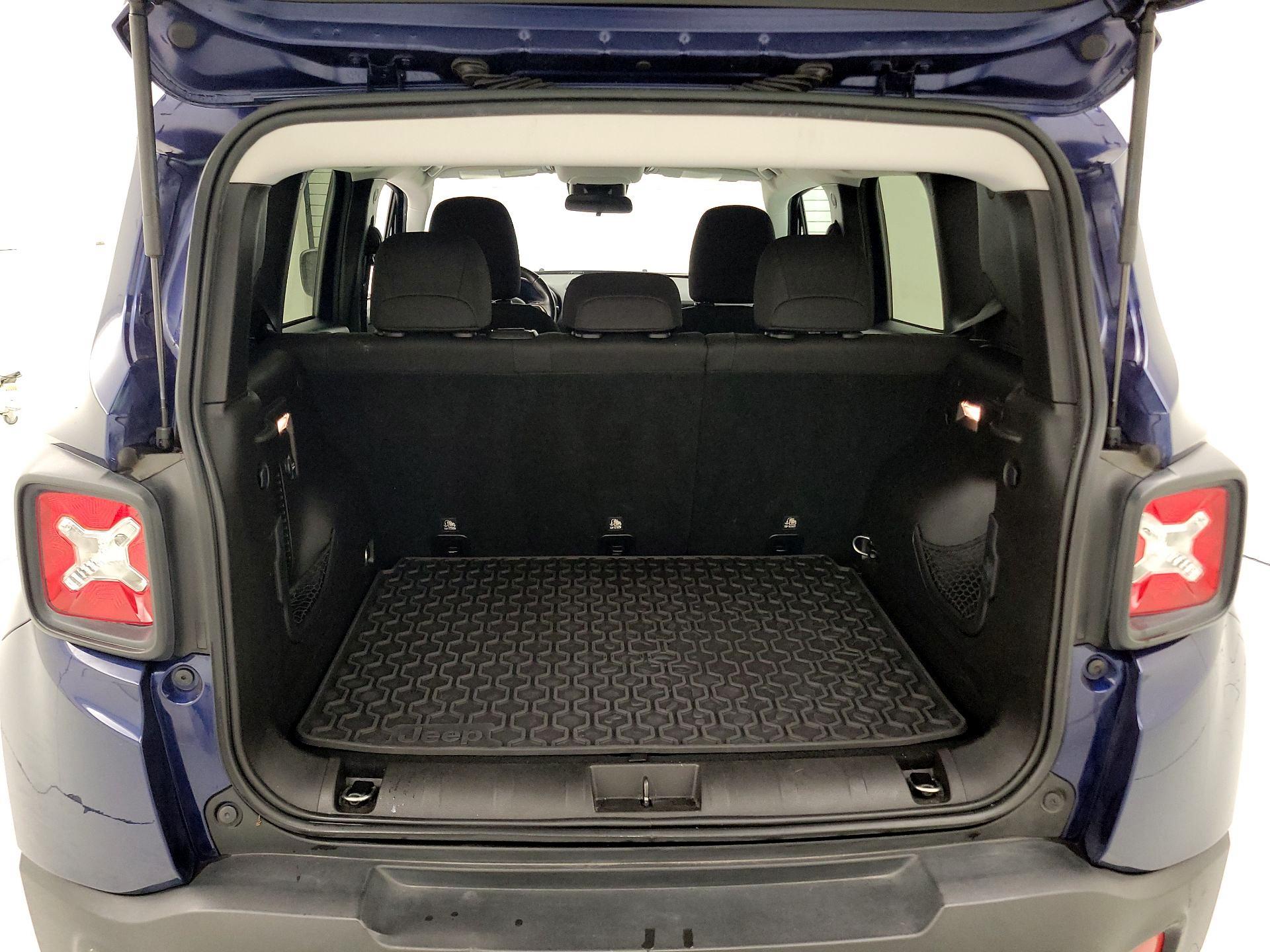 Thumbnail: 2017 Jeep Renegade - 20