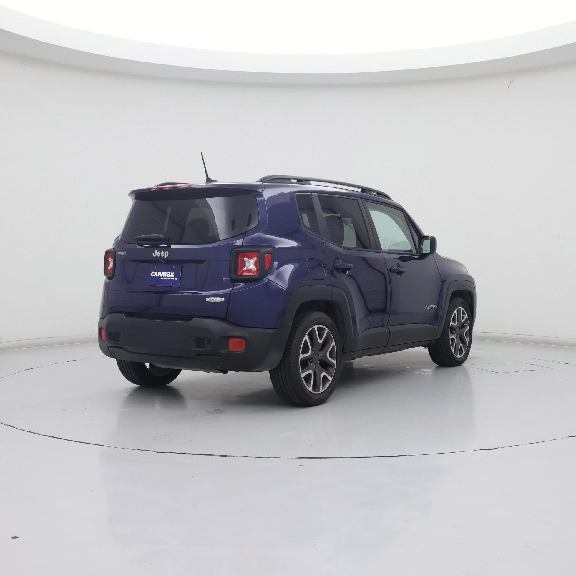 Thumbnail: 2017 Jeep Renegade - 8