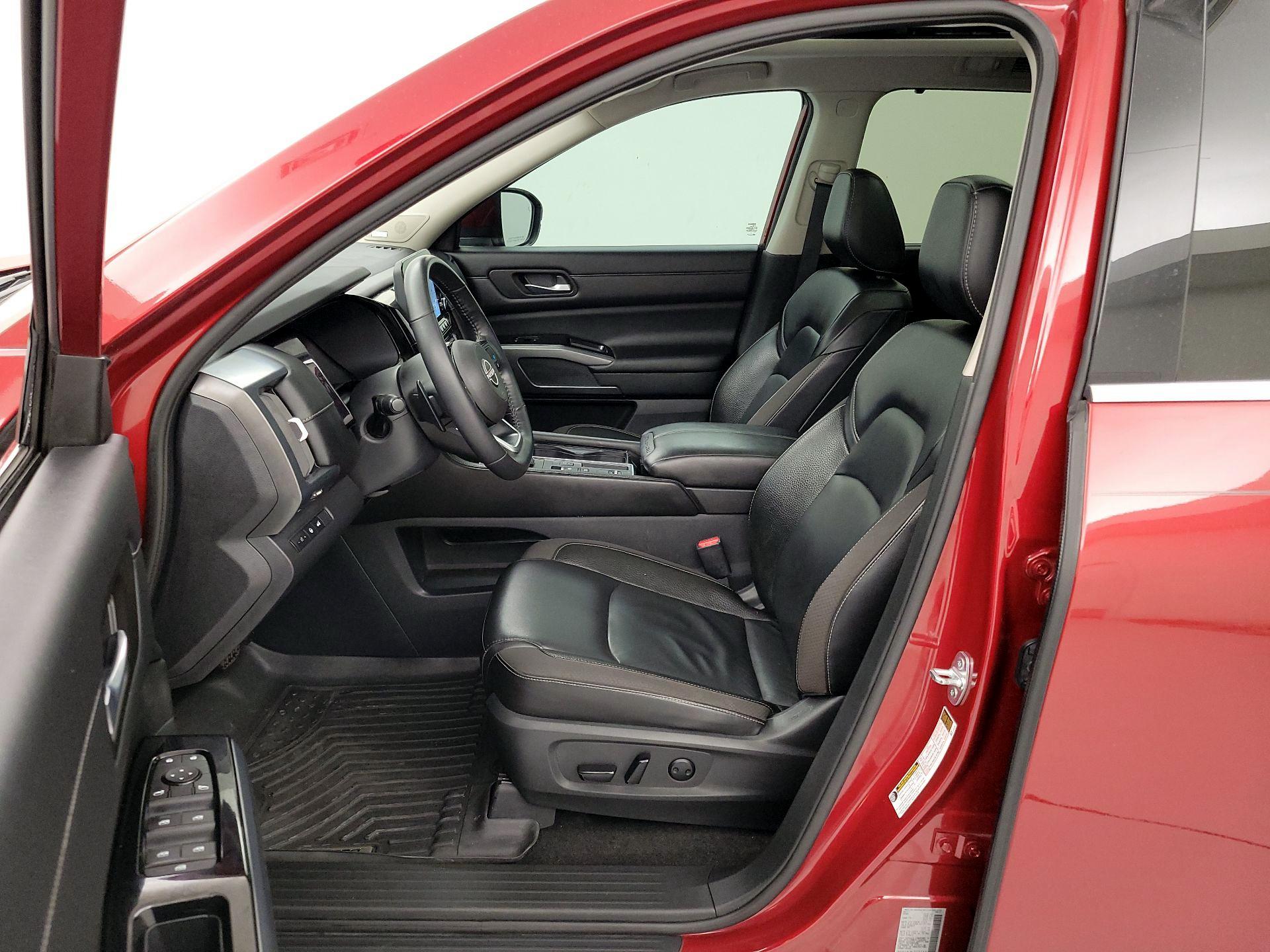 Thumbnail: 2022 Nissan Pathfinder - 11