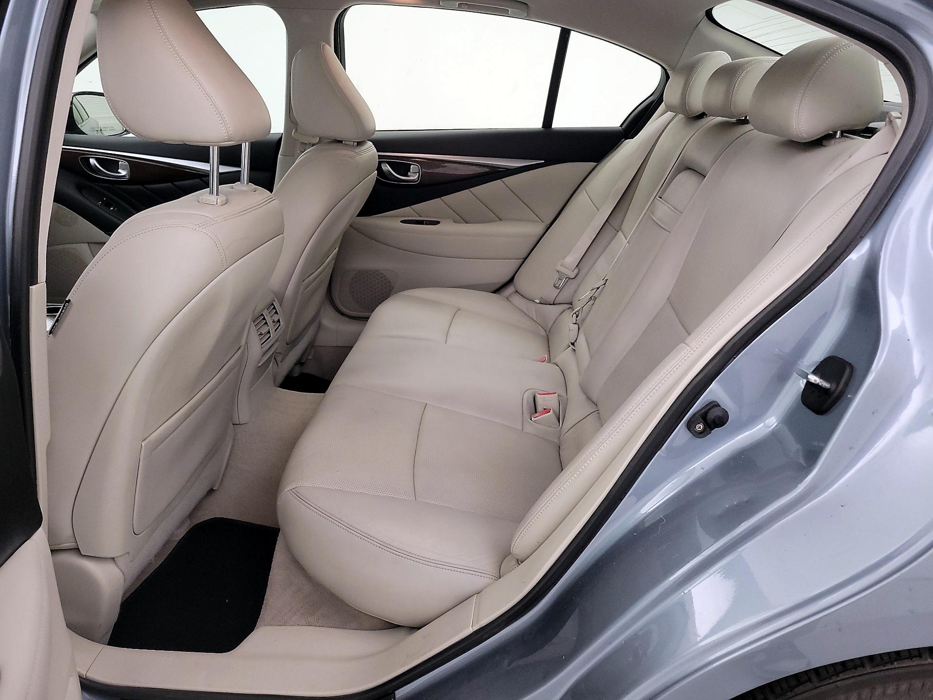 Thumbnail: 2014 INFINITI Q50 - 20