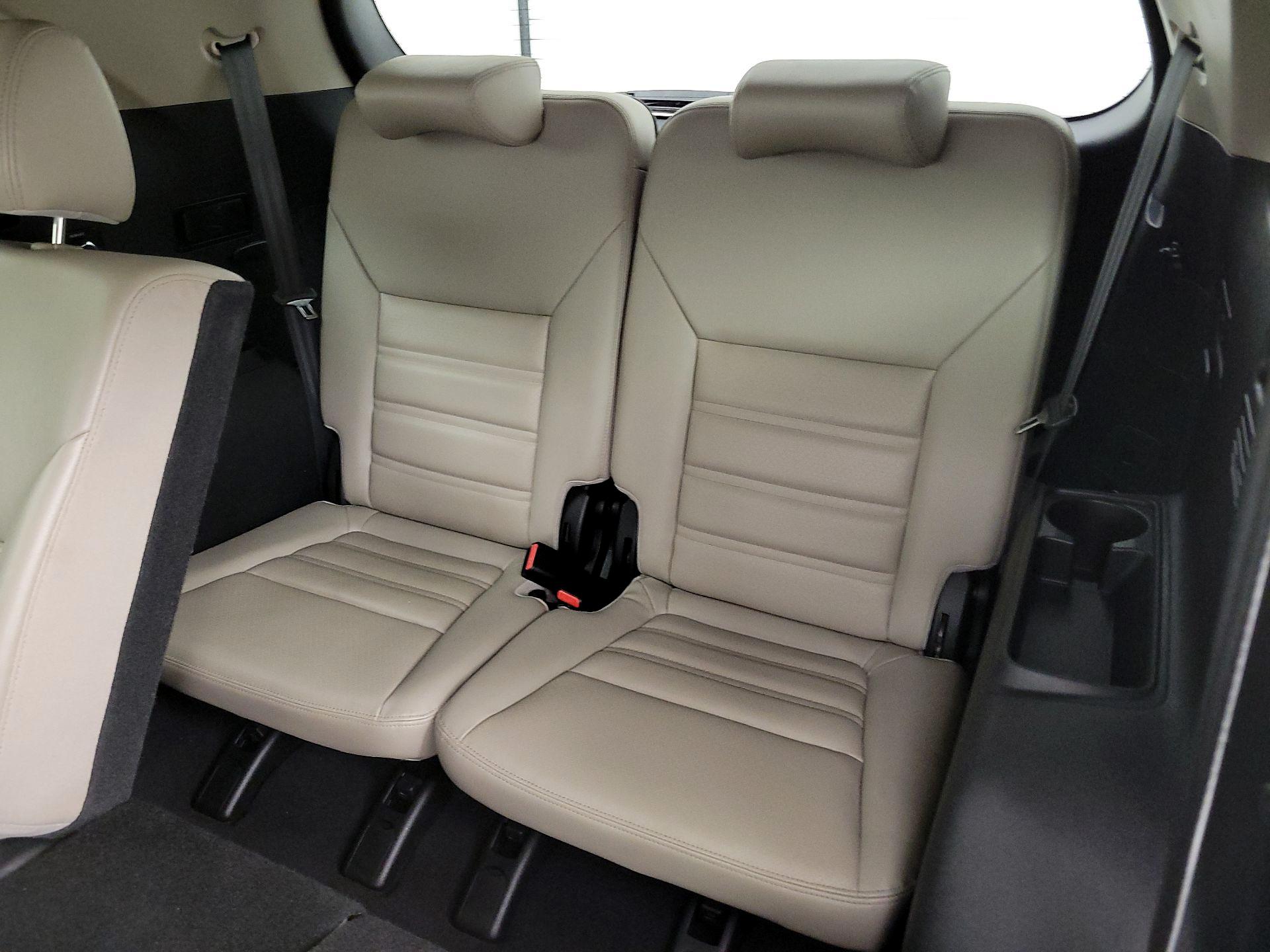 Thumbnail: 2019 Kia Sorento - 20