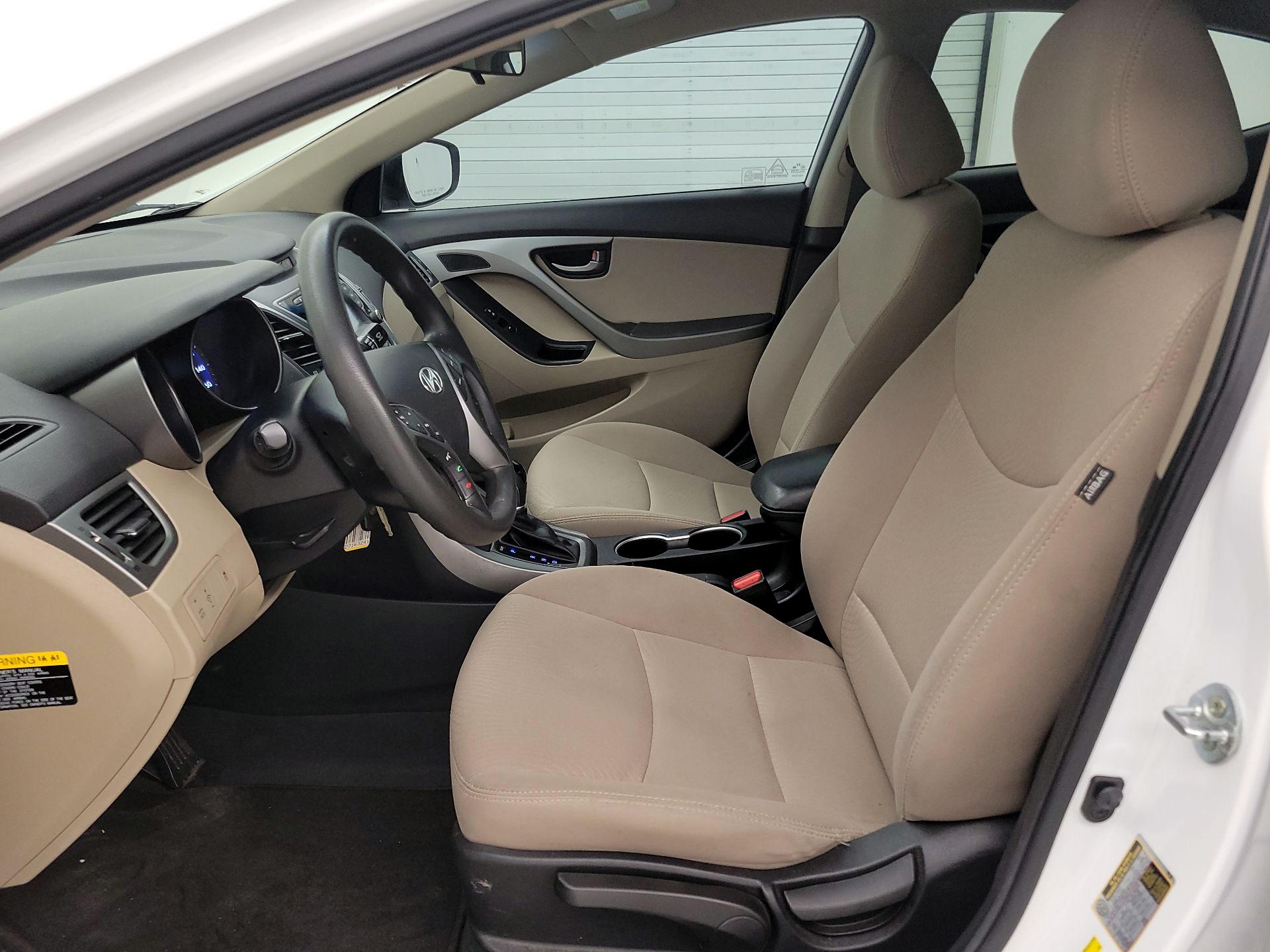Thumbnail: 2015 Hyundai Elantra - 11