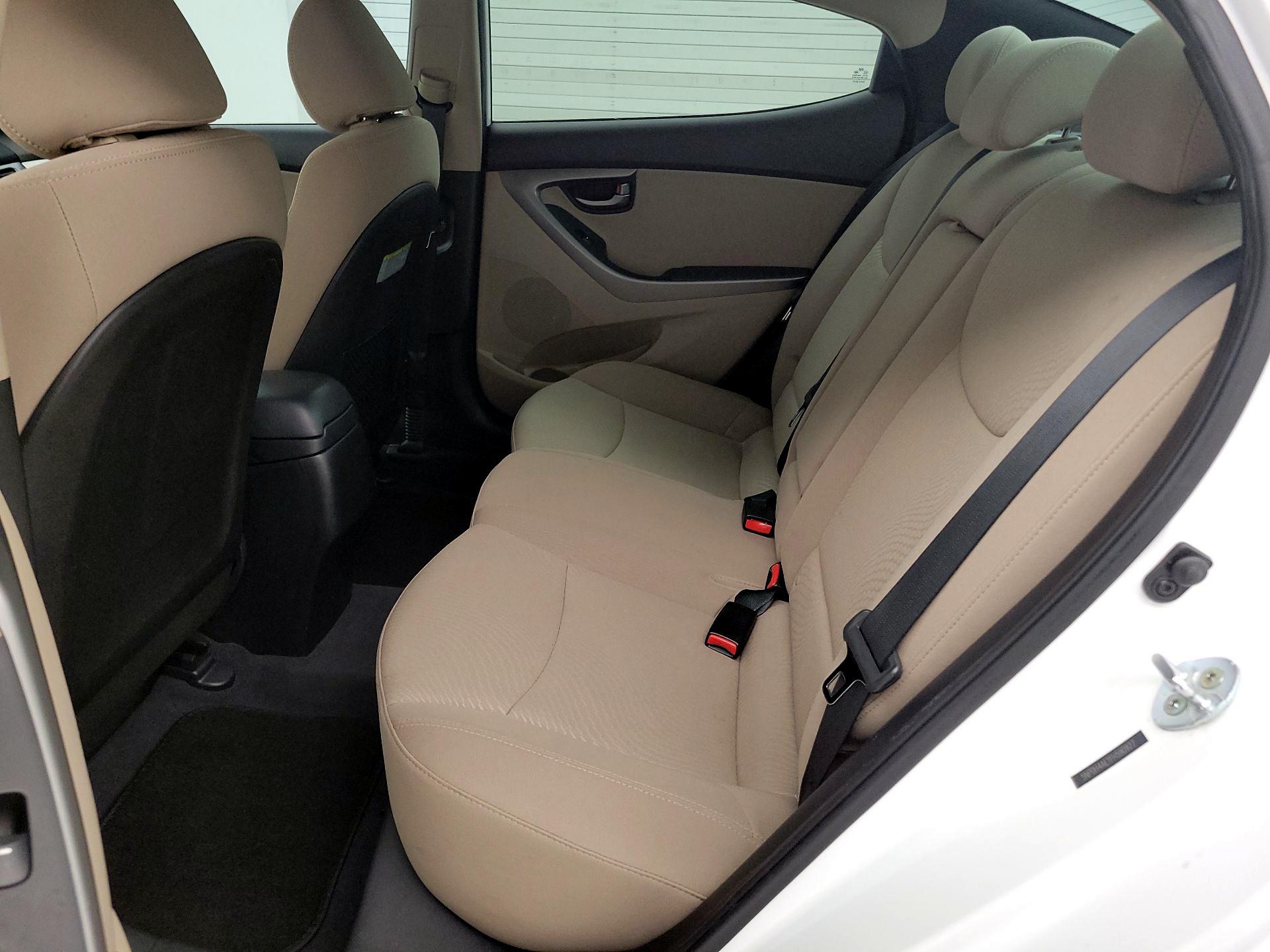 Thumbnail: 2015 Hyundai Elantra - 19
