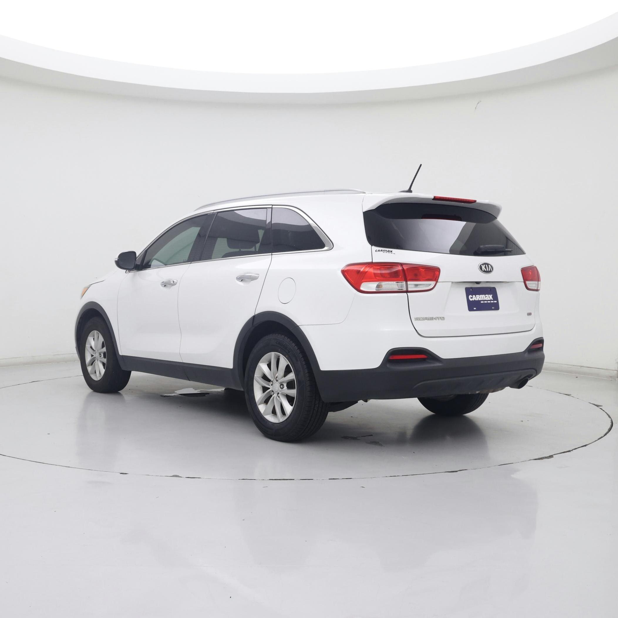 Thumbnail: 2017 Kia Sorento - 2