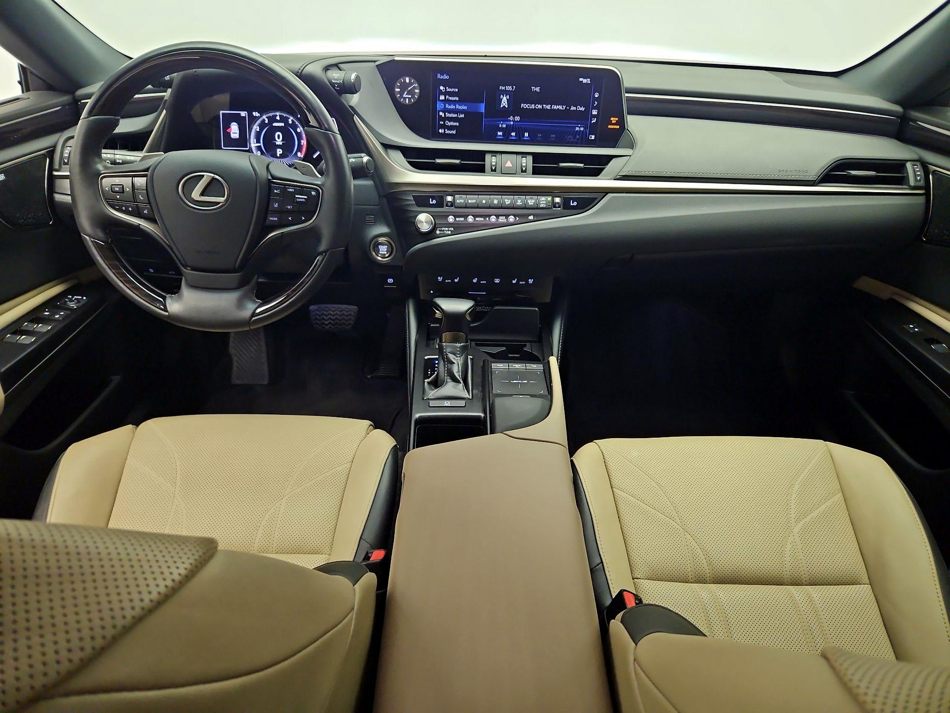 Thumbnail: 2021 Lexus ES - 9